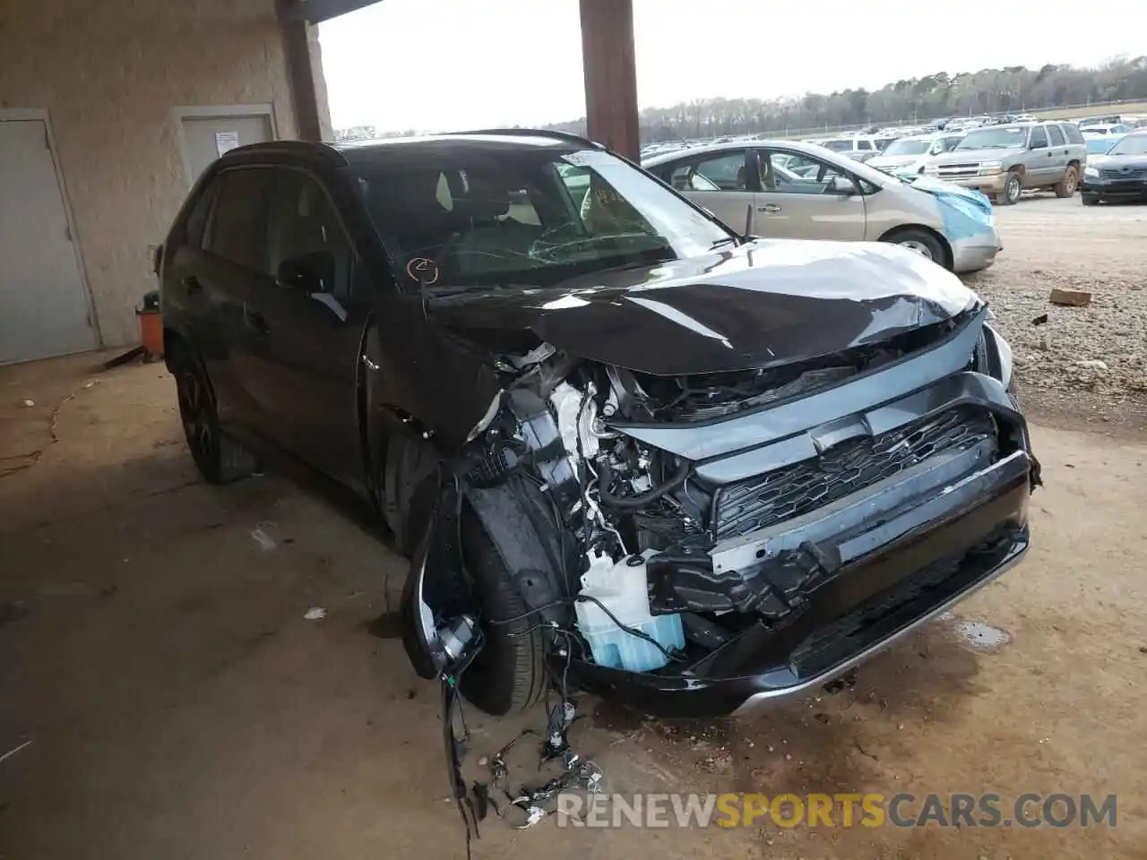 1 Photograph of a damaged car JTME6RFVXLD503169 TOYOTA RAV4 2020