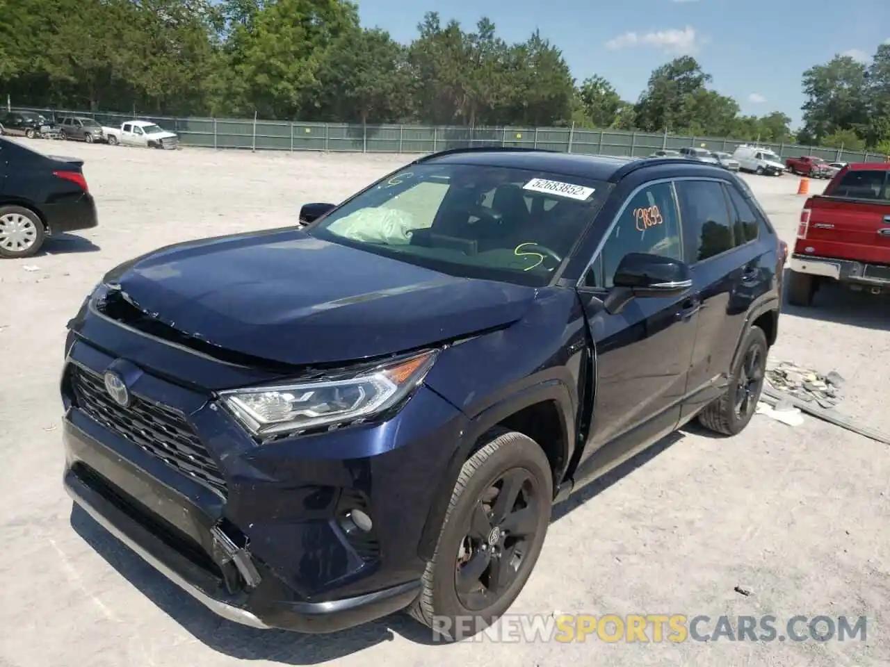 2 Photograph of a damaged car JTME6RFVXLJ001960 TOYOTA RAV4 2020