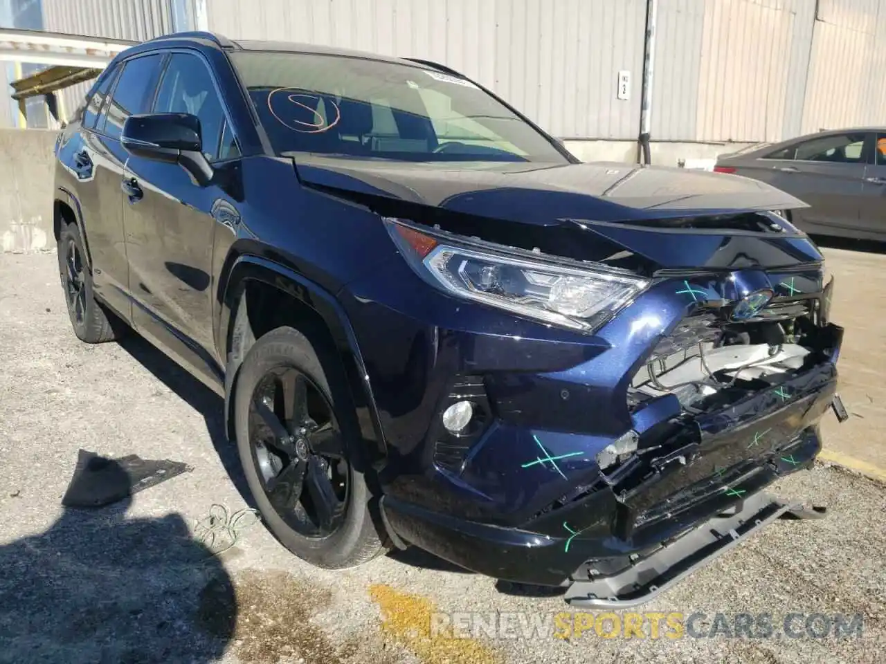 1 Photograph of a damaged car JTMEWRFV0LD531014 TOYOTA RAV4 2020