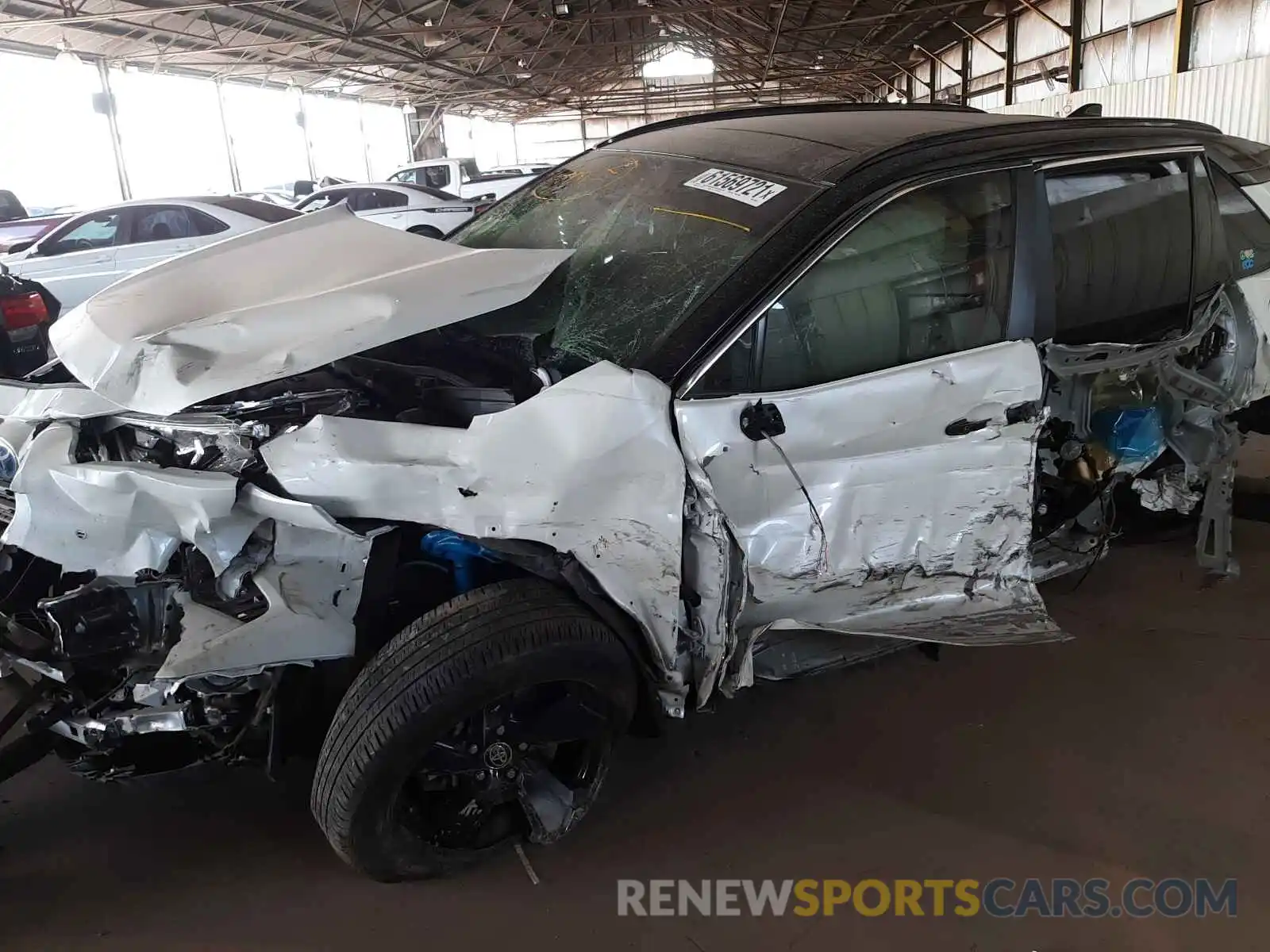 9 Photograph of a damaged car JTMEWRFV0LD544975 TOYOTA RAV4 2020