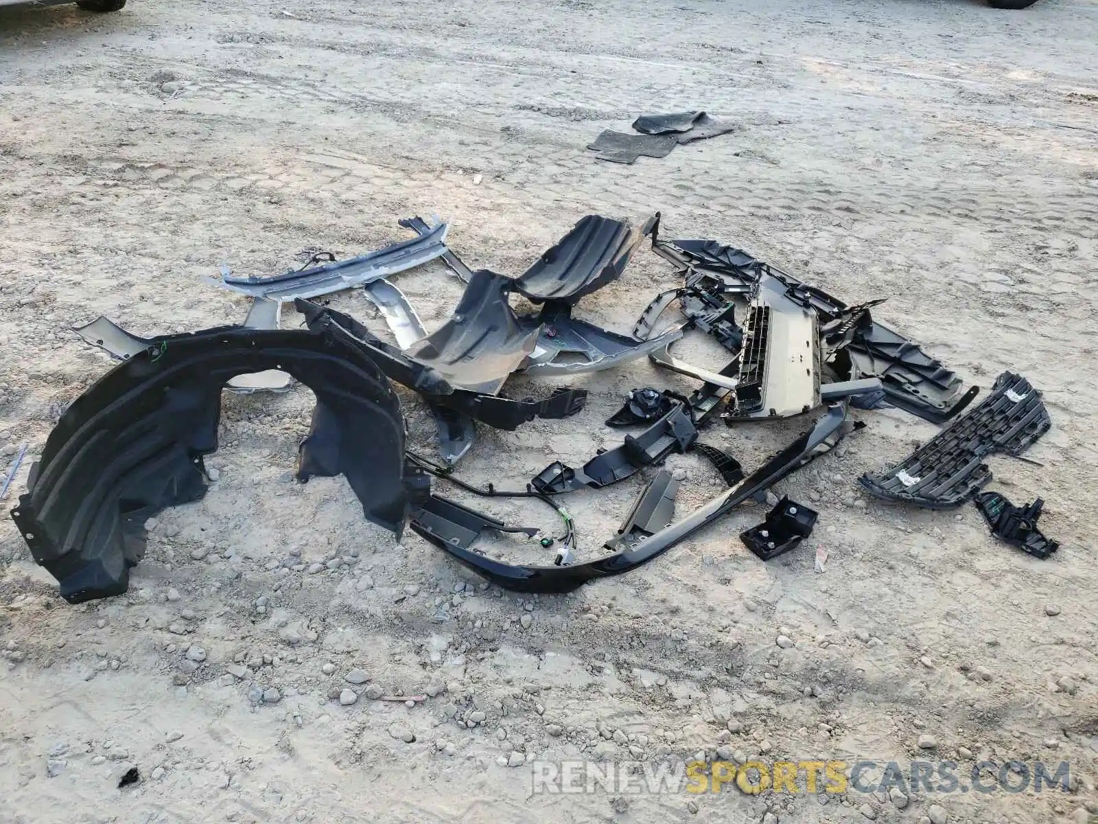 9 Photograph of a damaged car JTMEWRFV0LJ032764 TOYOTA RAV4 2020