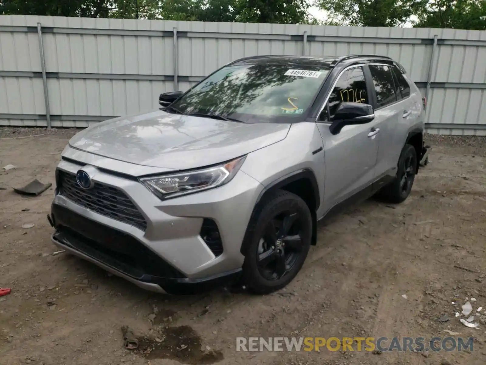 2 Photograph of a damaged car JTMEWRFV0LJ033767 TOYOTA RAV4 2020