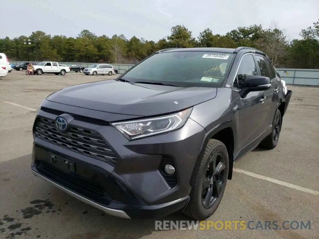 2 Photograph of a damaged car JTMEWRFV0LJ033963 TOYOTA RAV4 2020