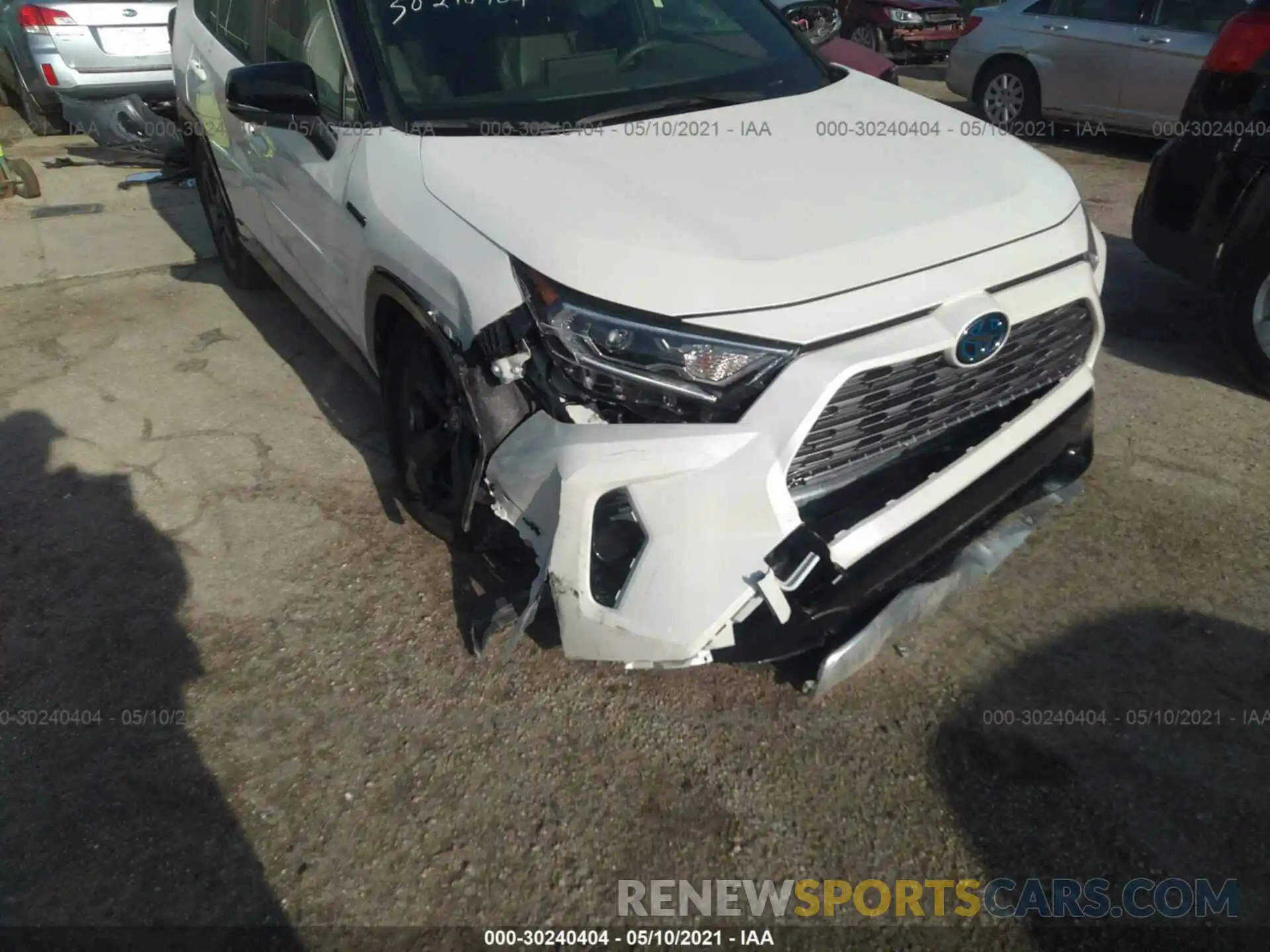 6 Photograph of a damaged car JTMEWRFV0LJ036216 TOYOTA RAV4 2020