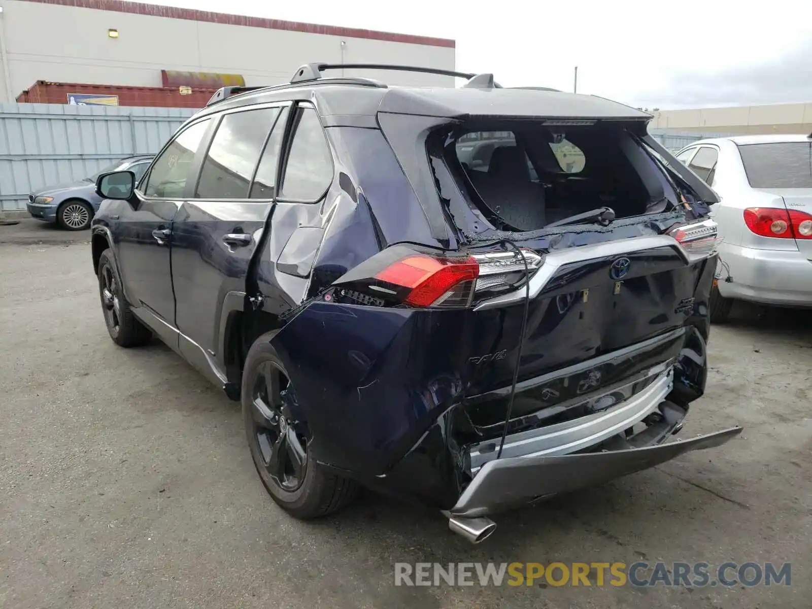 3 Photograph of a damaged car JTMEWRFV0LJ038029 TOYOTA RAV4 2020