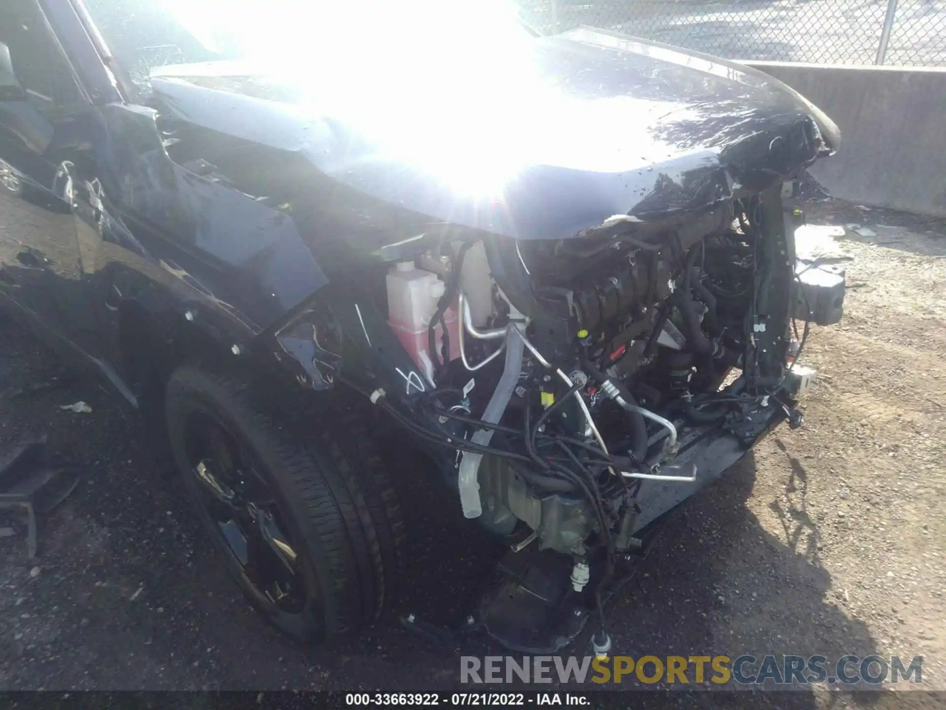 6 Photograph of a damaged car JTMEWRFV0LJ038404 TOYOTA RAV4 2020