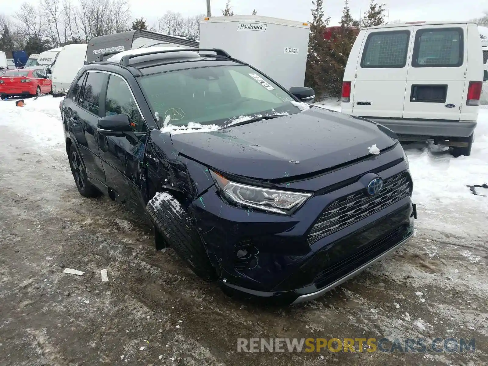 1 Photograph of a damaged car JTMEWRFV1LD535332 TOYOTA RAV4 2020