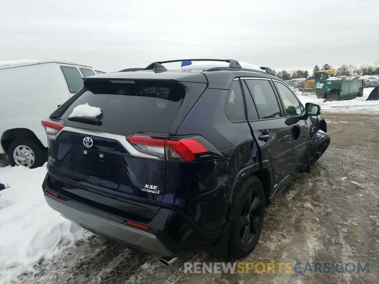 4 Photograph of a damaged car JTMEWRFV1LD535332 TOYOTA RAV4 2020