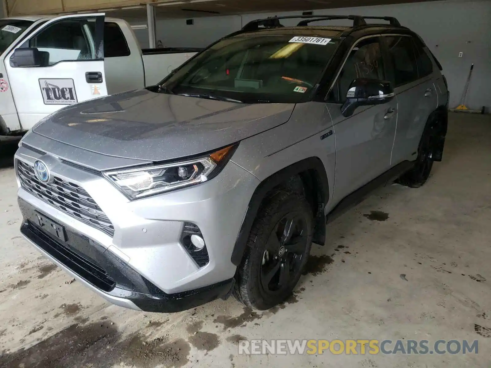 2 Photograph of a damaged car JTMEWRFV1LD539221 TOYOTA RAV4 2020