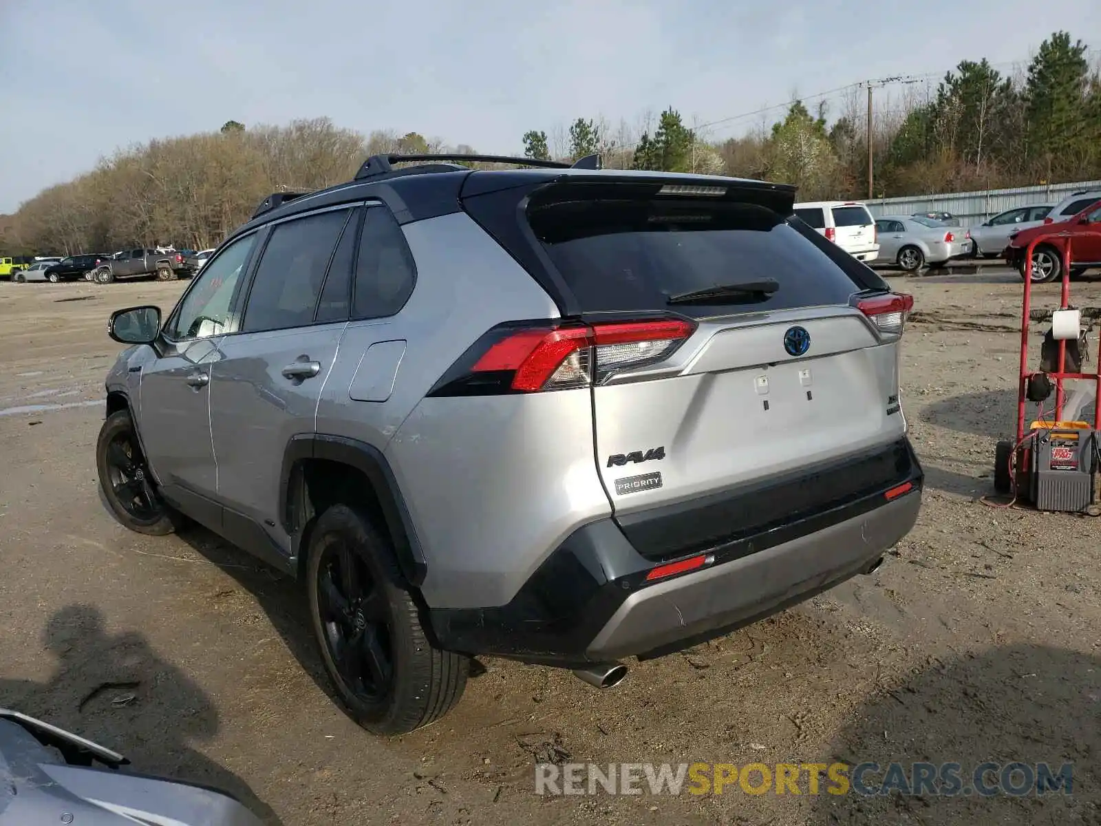 3 Photograph of a damaged car JTMEWRFV1LD541003 TOYOTA RAV4 2020