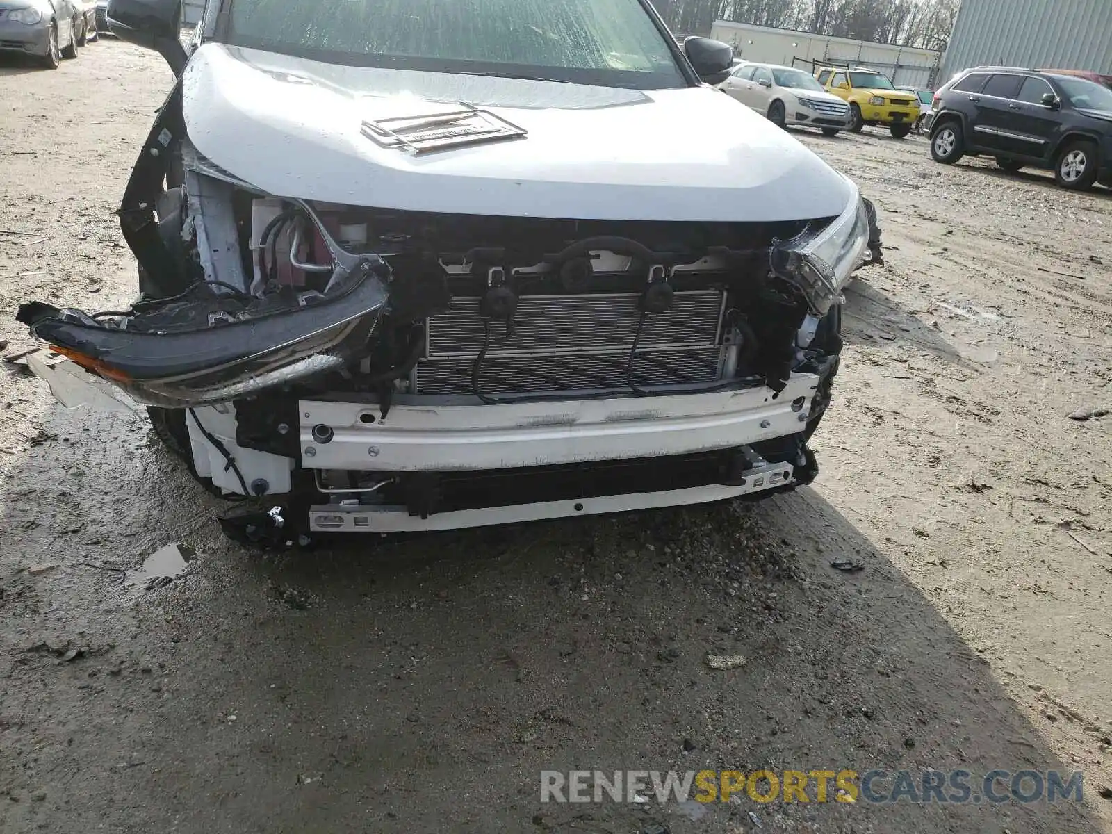 9 Photograph of a damaged car JTMEWRFV1LD541003 TOYOTA RAV4 2020