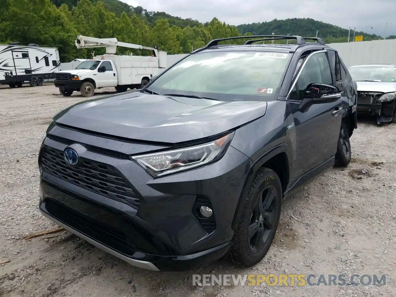 2 Photograph of a damaged car JTMEWRFV1LD543091 TOYOTA RAV4 2020