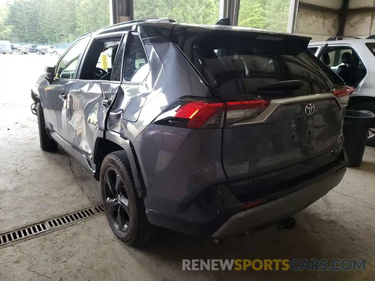 3 Photograph of a damaged car JTMEWRFV1LD547206 TOYOTA RAV4 2020