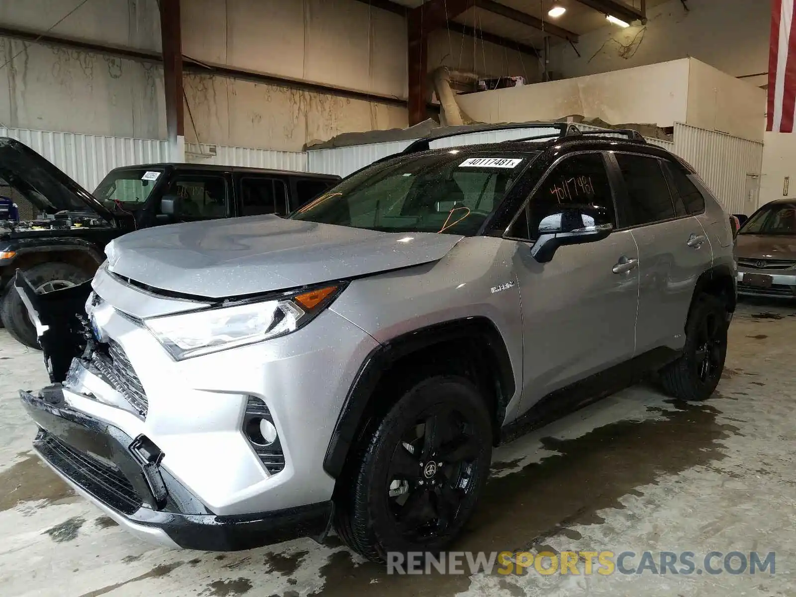 2 Photograph of a damaged car JTMEWRFV1LJ037200 TOYOTA RAV4 2020