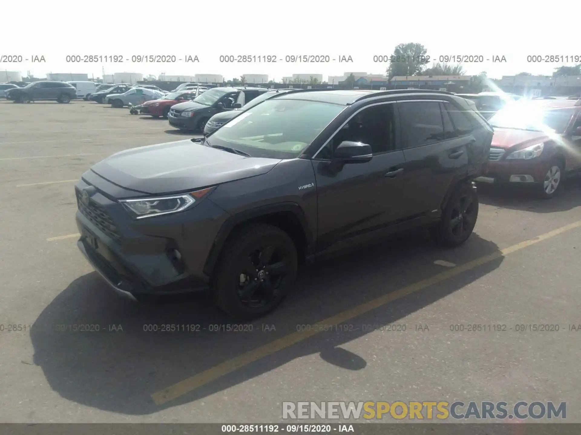 2 Фотография поврежденного автомобиля JTMEWRFV1LJ048259 TOYOTA RAV4 2020