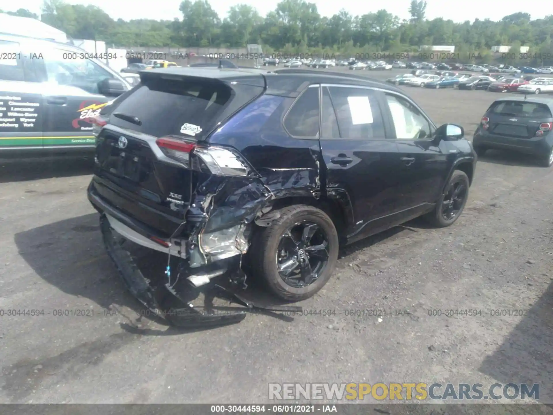 4 Photograph of a damaged car JTMEWRFV2LD546999 TOYOTA RAV4 2020