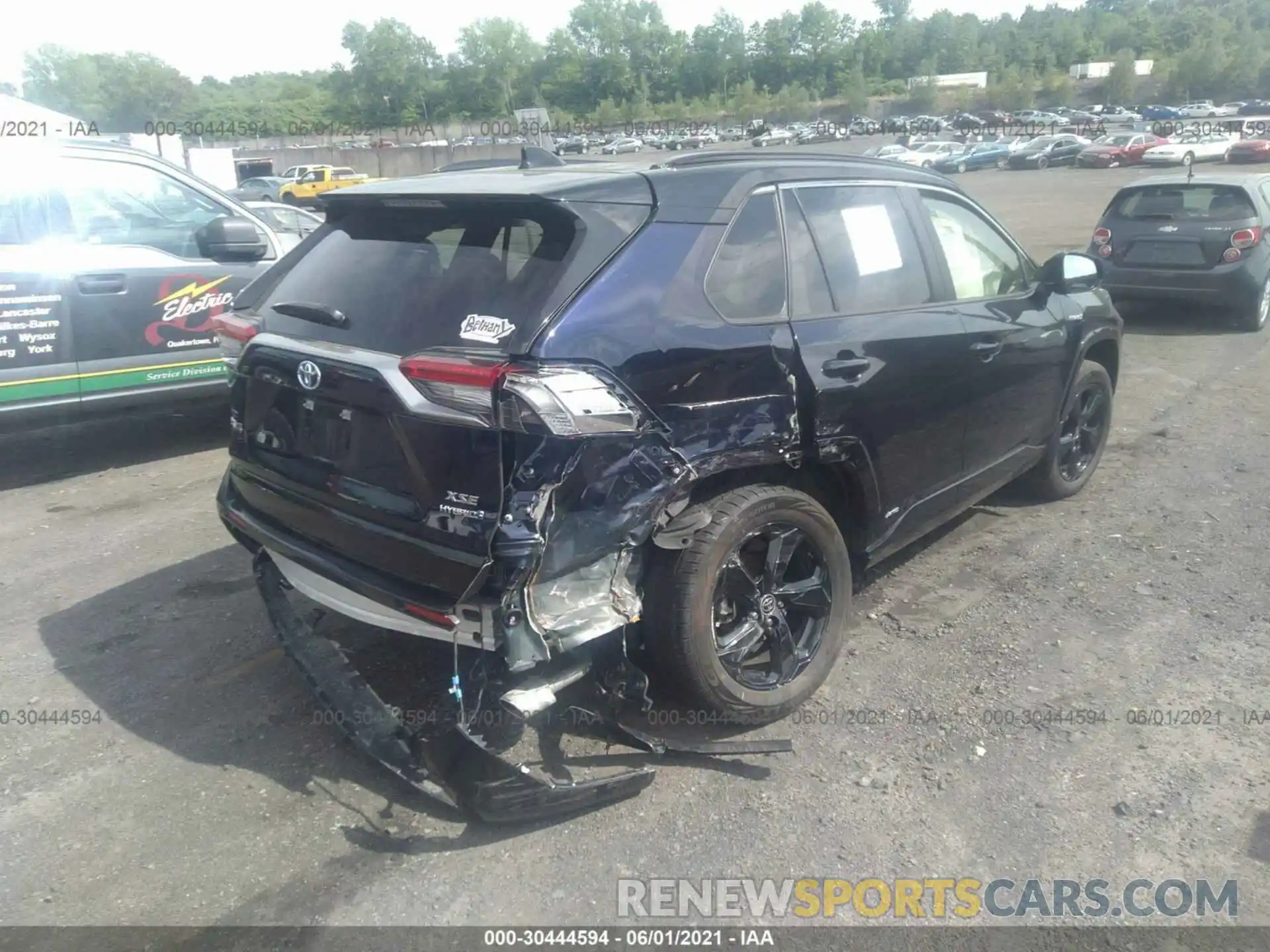 6 Photograph of a damaged car JTMEWRFV2LD546999 TOYOTA RAV4 2020