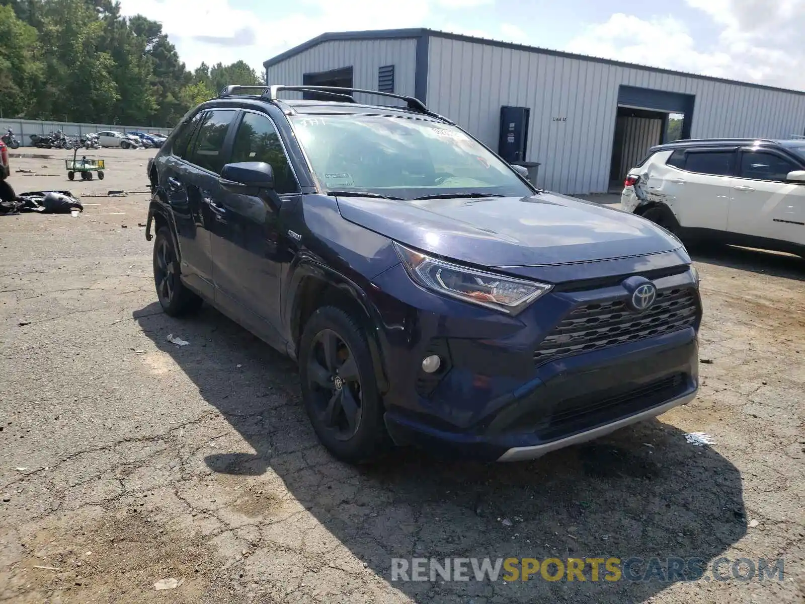 1 Photograph of a damaged car JTMEWRFV2LJ037979 TOYOTA RAV4 2020