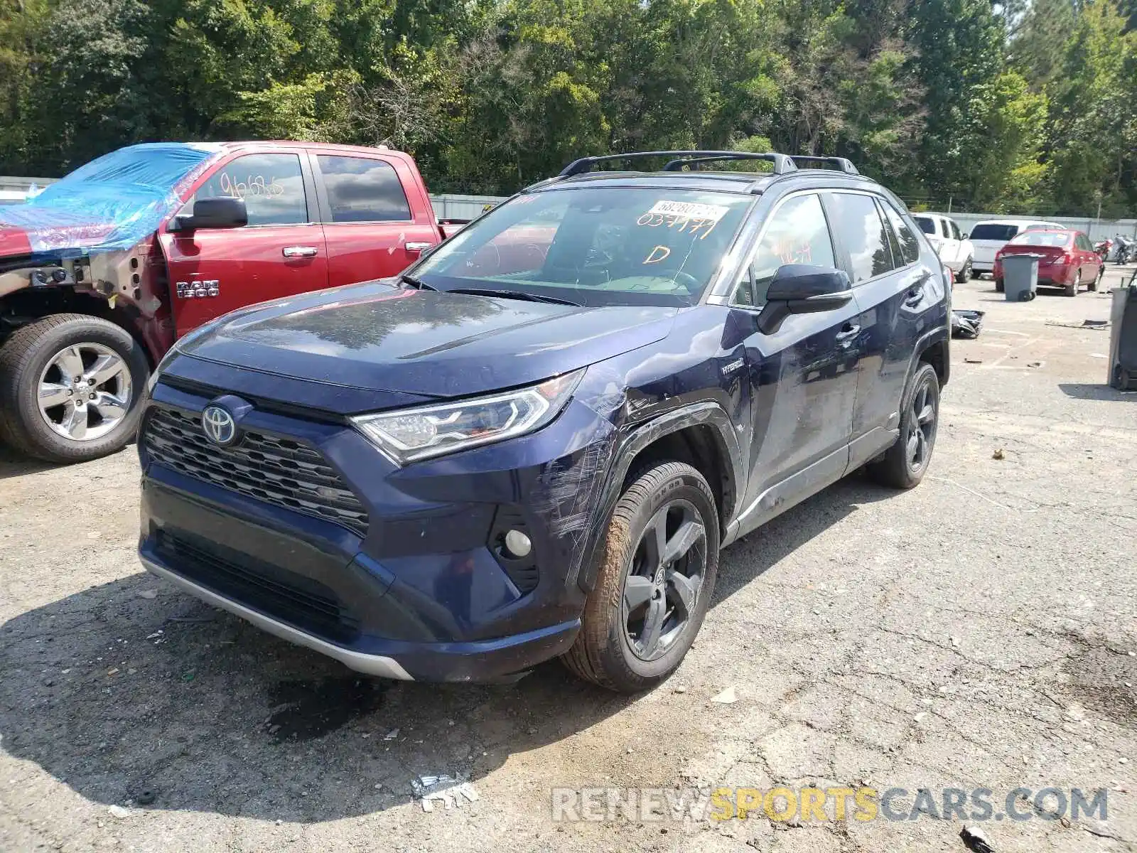 2 Photograph of a damaged car JTMEWRFV2LJ037979 TOYOTA RAV4 2020