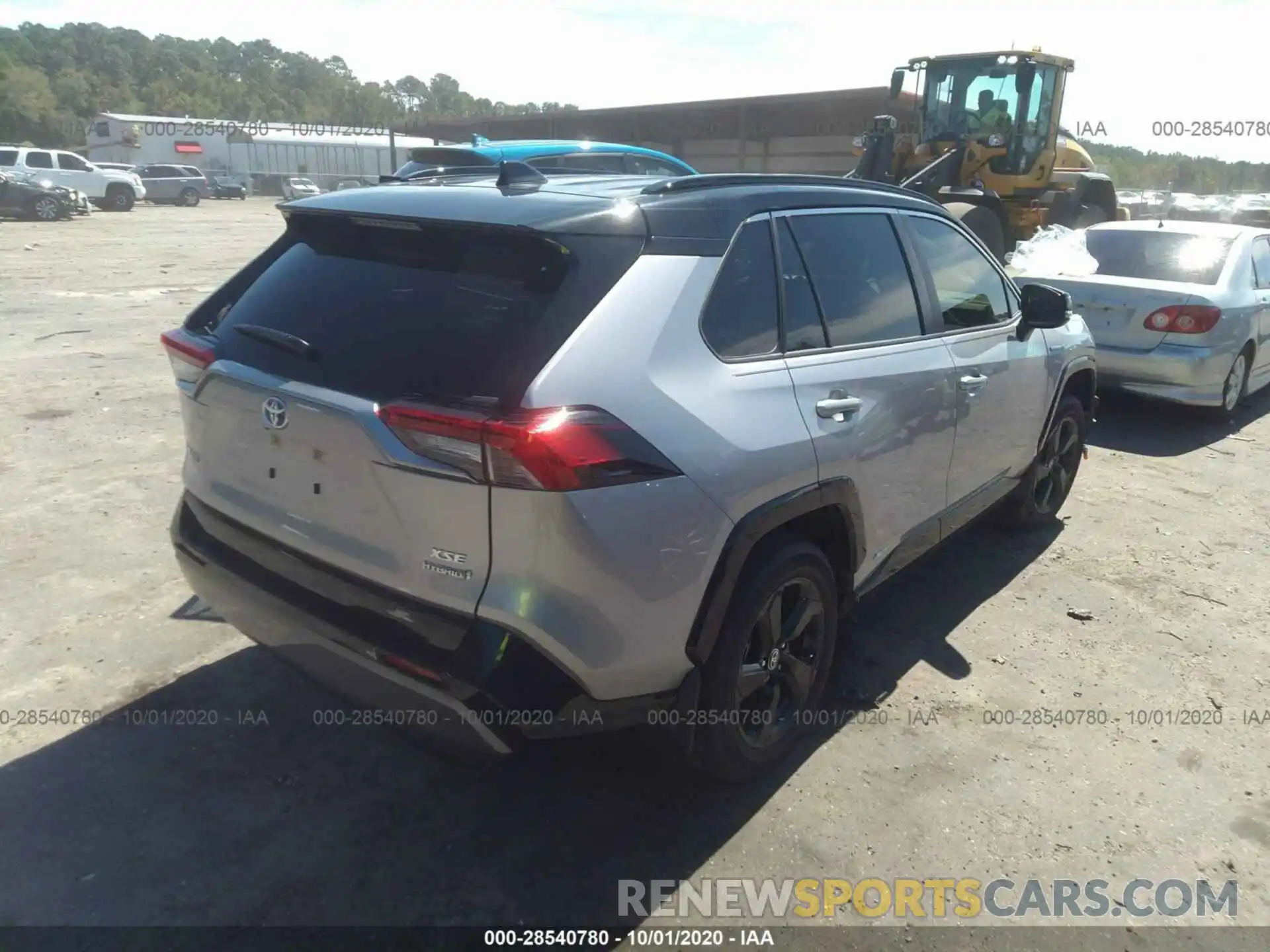 4 Photograph of a damaged car JTMEWRFV2LJ046889 TOYOTA RAV4 2020