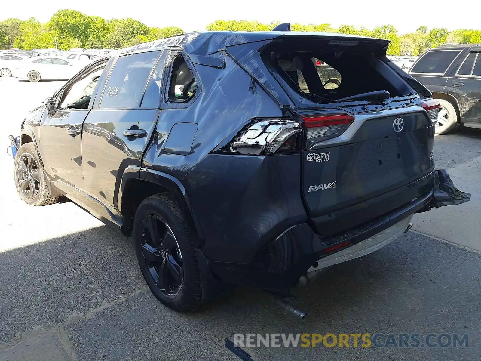 3 Photograph of a damaged car JTMEWRFV2LJ047430 TOYOTA RAV4 2020