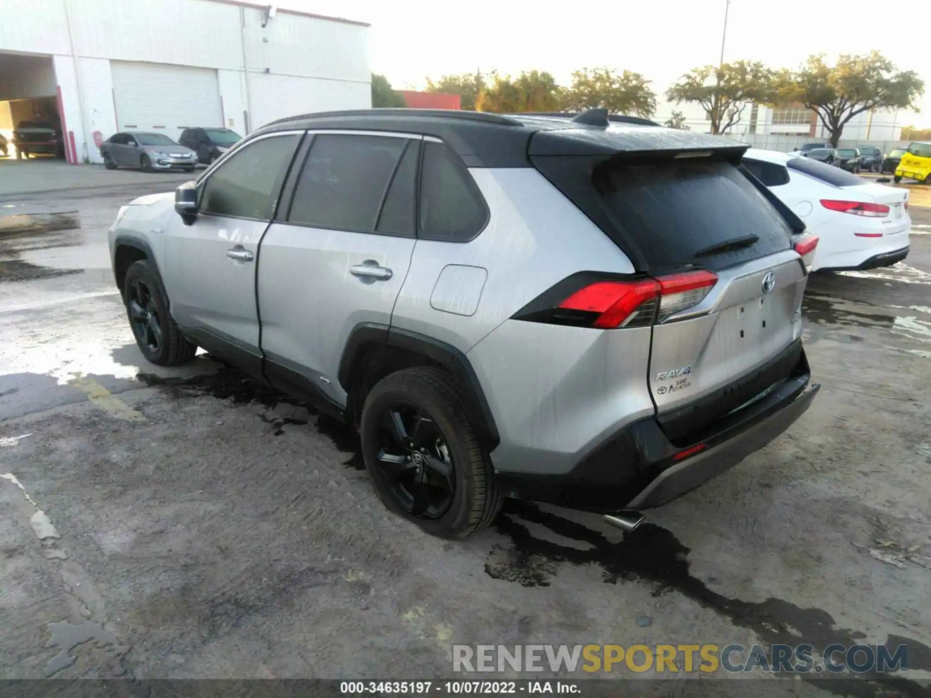 3 Photograph of a damaged car JTMEWRFV2LJ049355 TOYOTA RAV4 2020