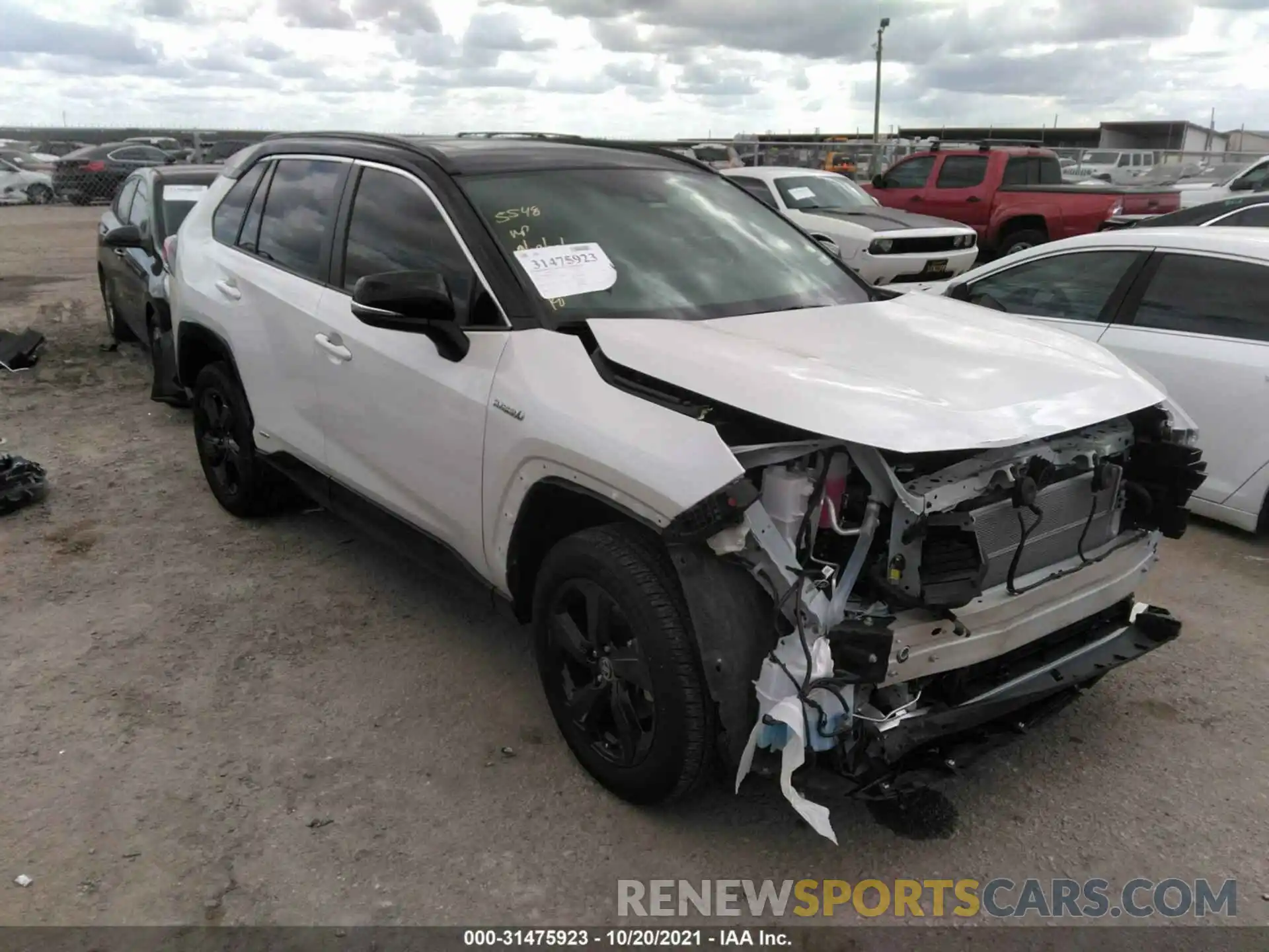 1 Photograph of a damaged car JTMEWRFV2LJ049985 TOYOTA RAV4 2020