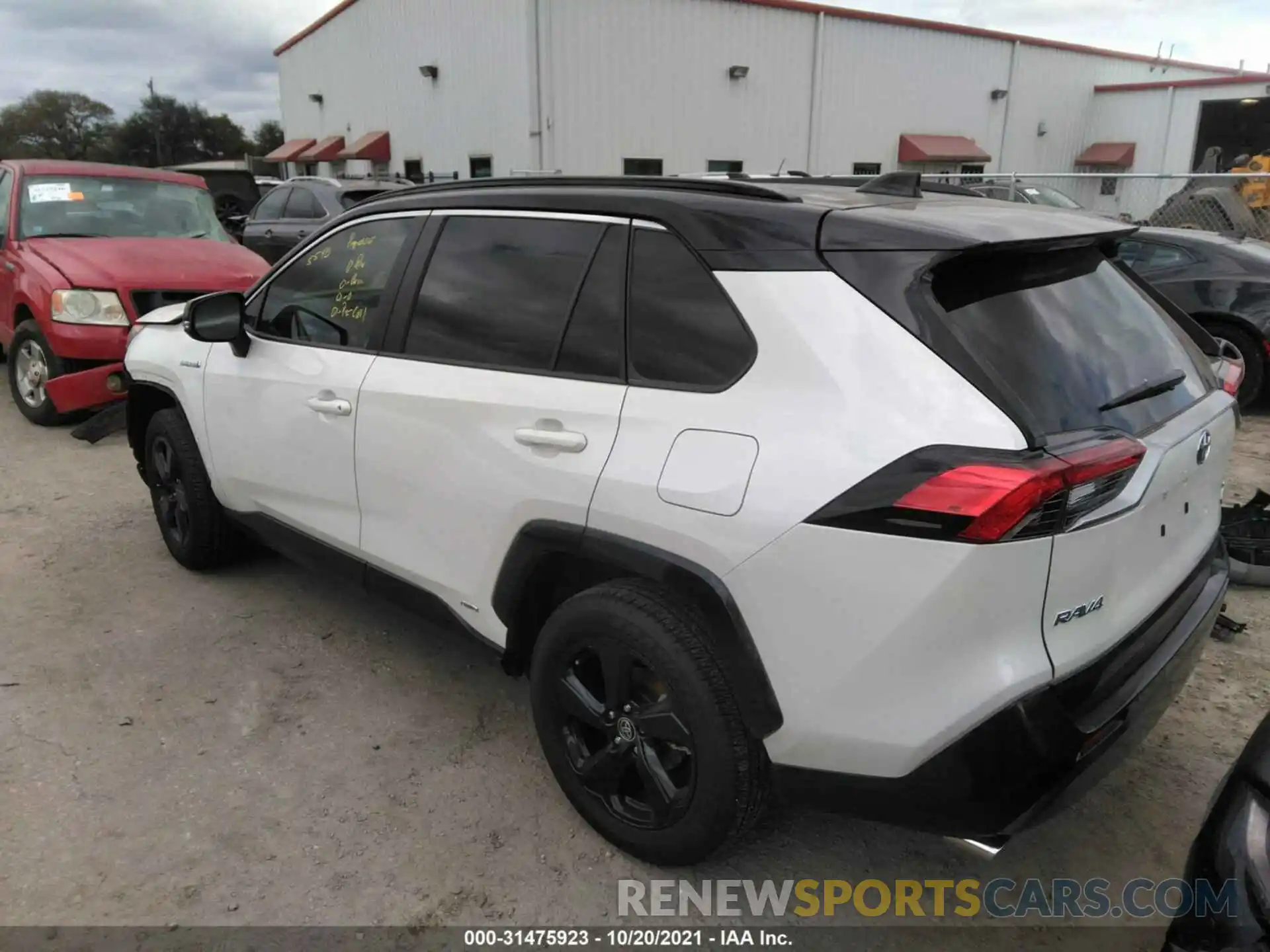 3 Photograph of a damaged car JTMEWRFV2LJ049985 TOYOTA RAV4 2020