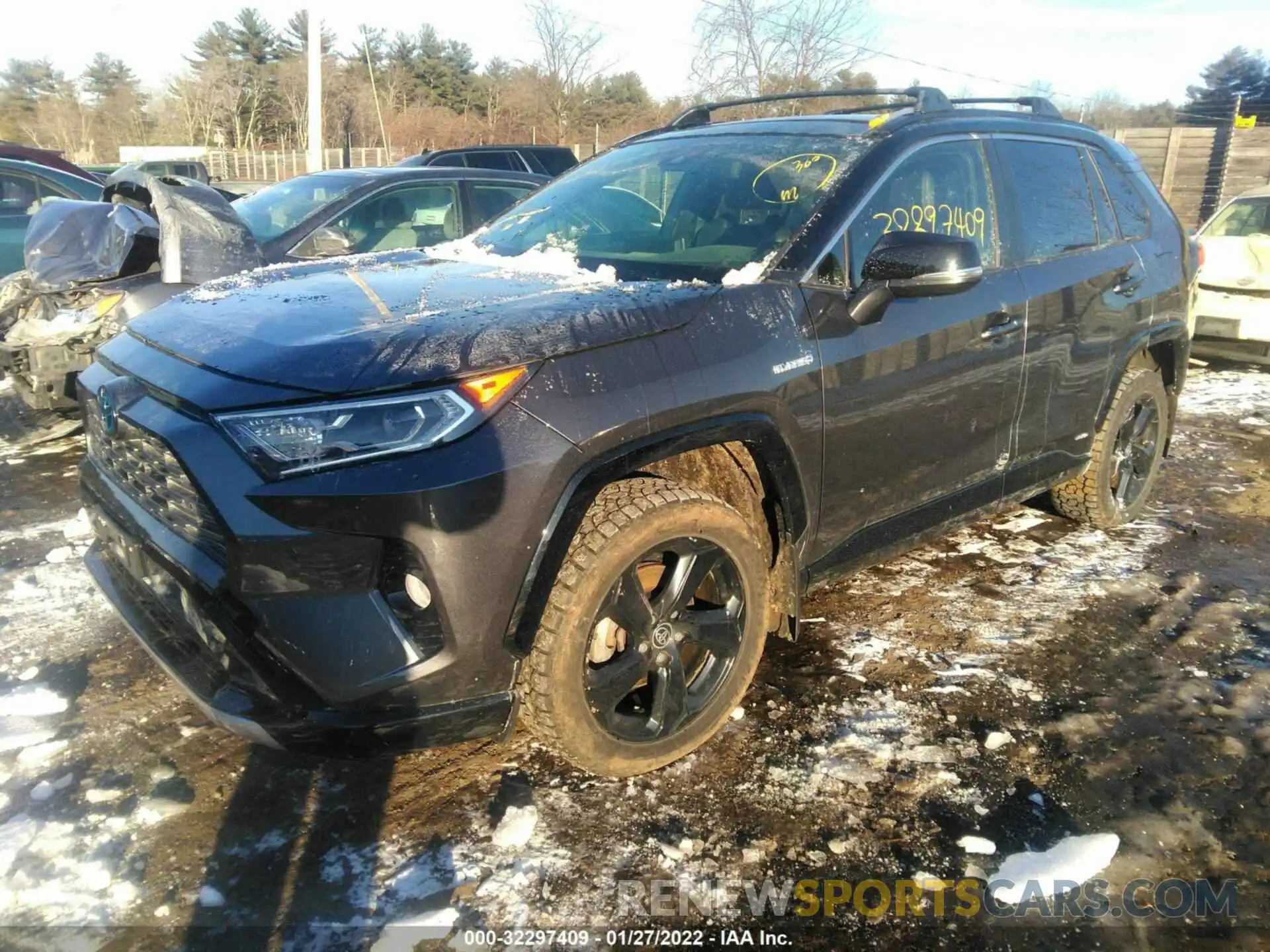 2 Photograph of a damaged car JTMEWRFV3LD529449 TOYOTA RAV4 2020