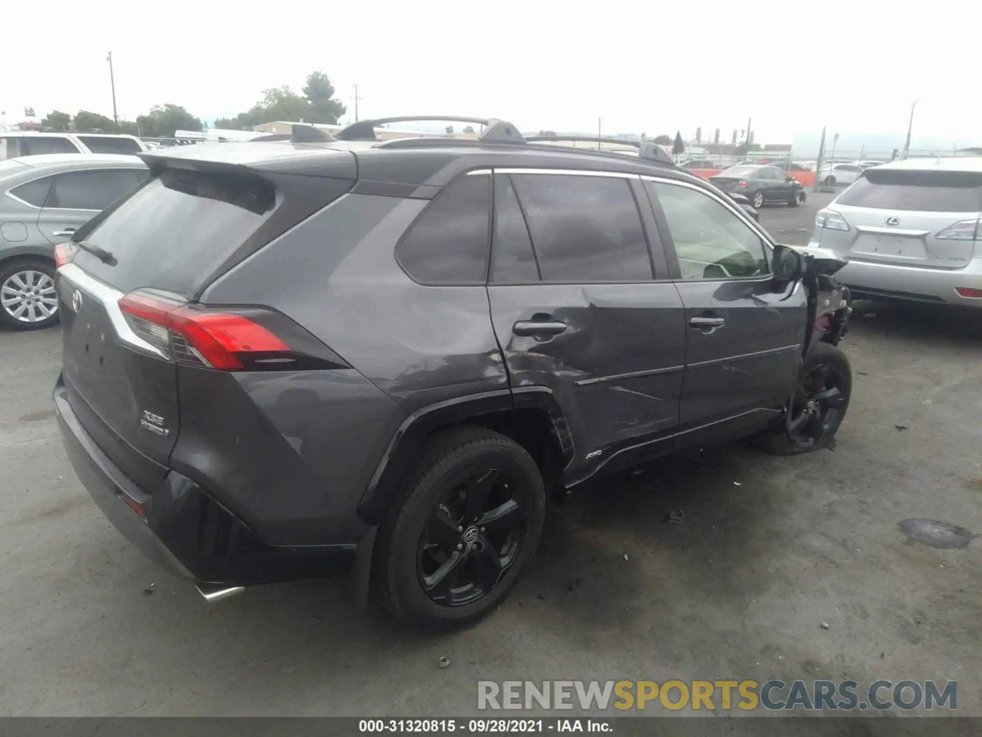 4 Photograph of a damaged car JTMEWRFV3LD533257 TOYOTA RAV4 2020