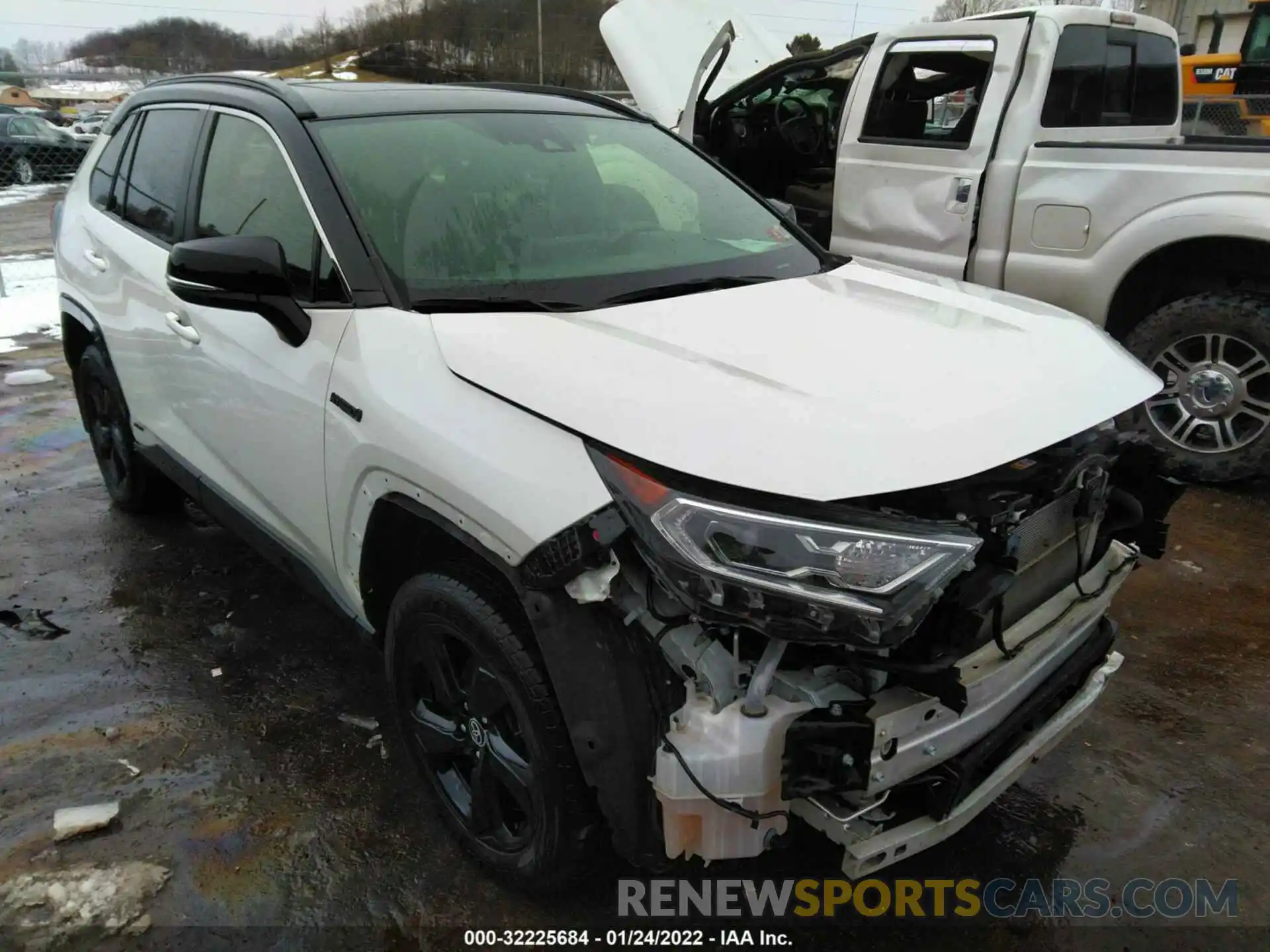 1 Photograph of a damaged car JTMEWRFV3LJ029616 TOYOTA RAV4 2020