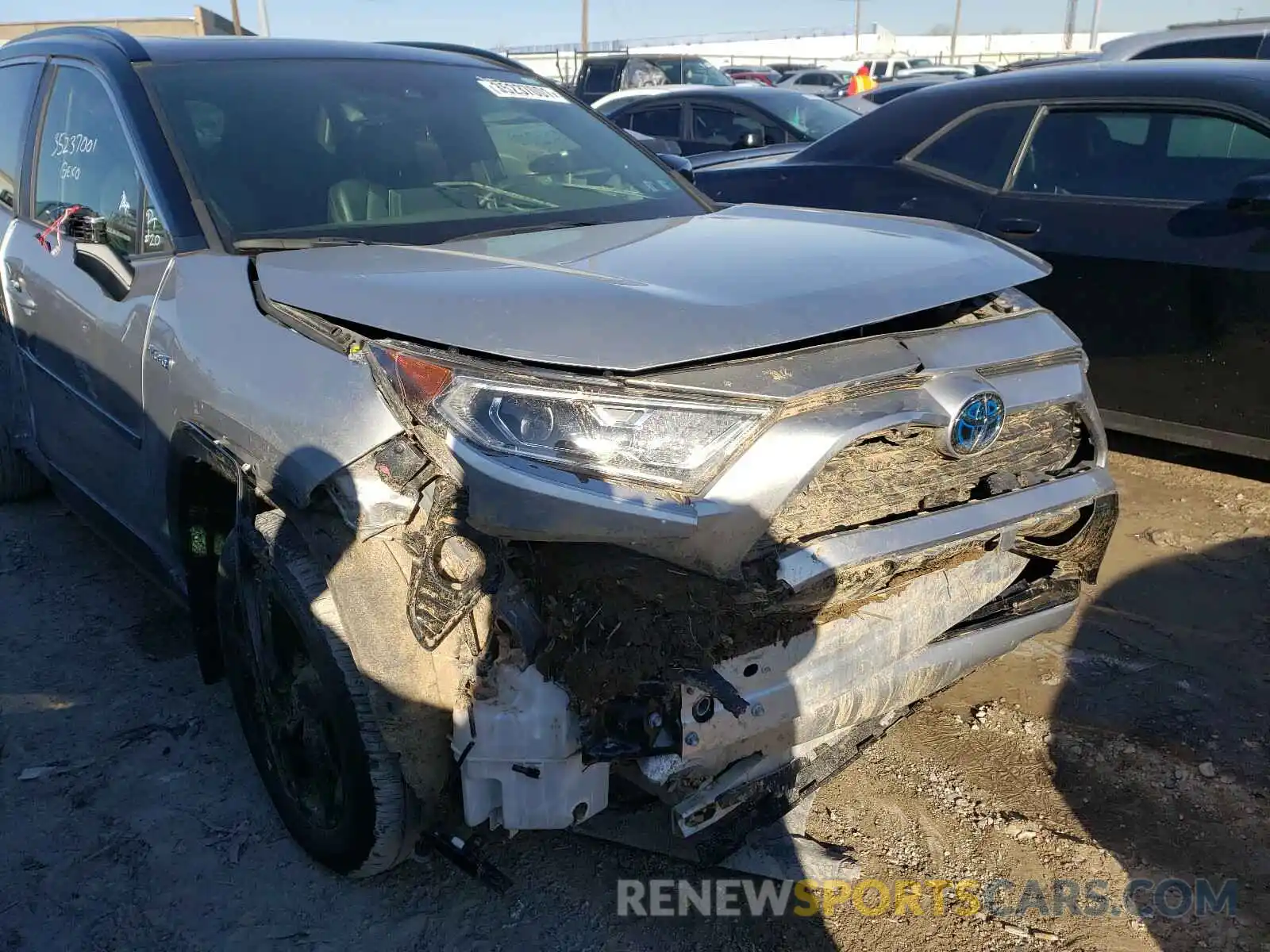 9 Photograph of a damaged car JTMEWRFV3LJ034170 TOYOTA RAV4 2020