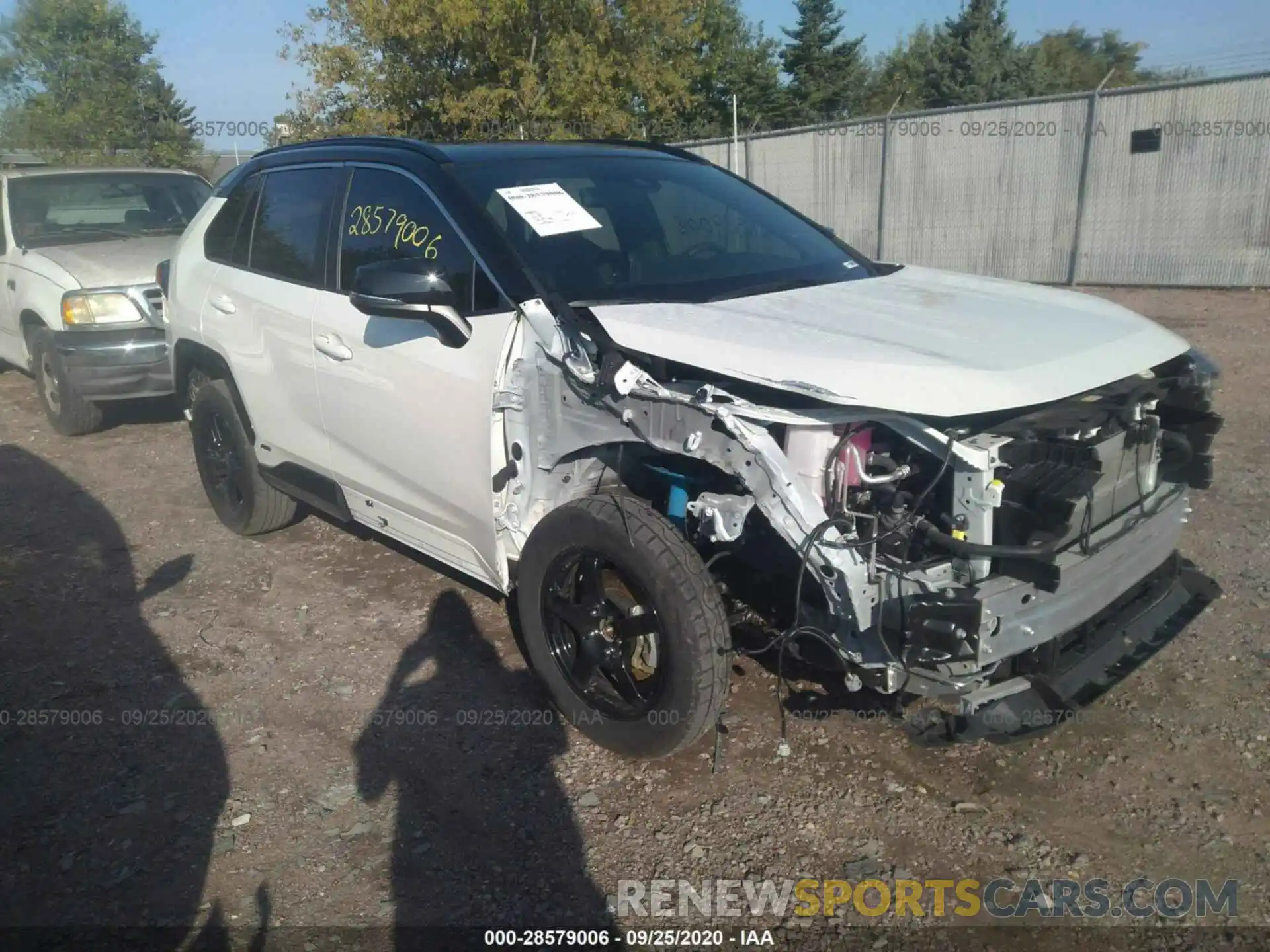 1 Photograph of a damaged car JTMEWRFV3LJ036453 TOYOTA RAV4 2020