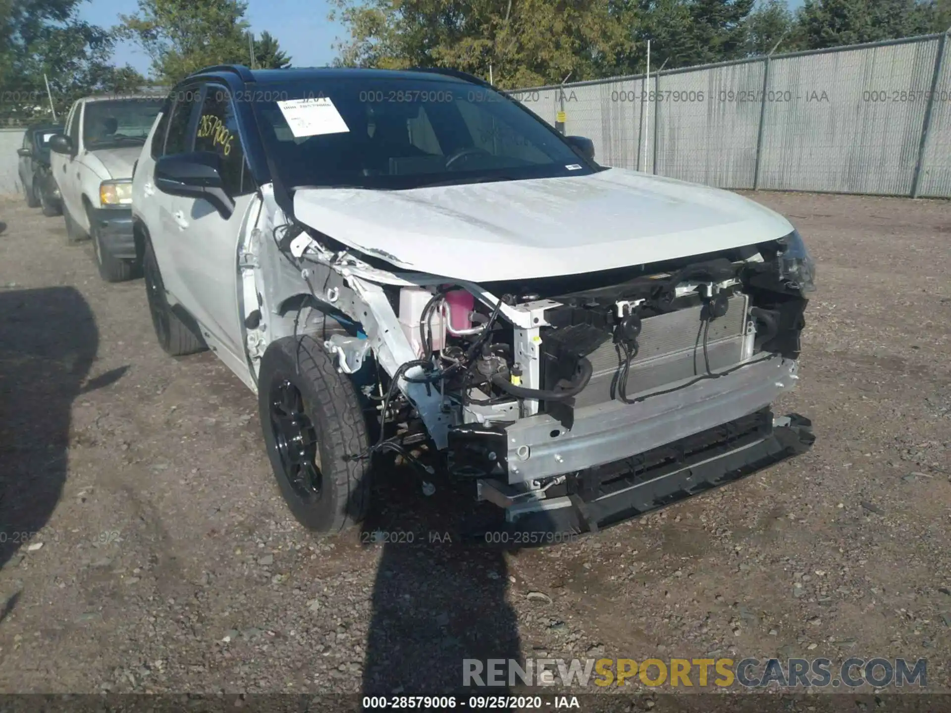 6 Photograph of a damaged car JTMEWRFV3LJ036453 TOYOTA RAV4 2020