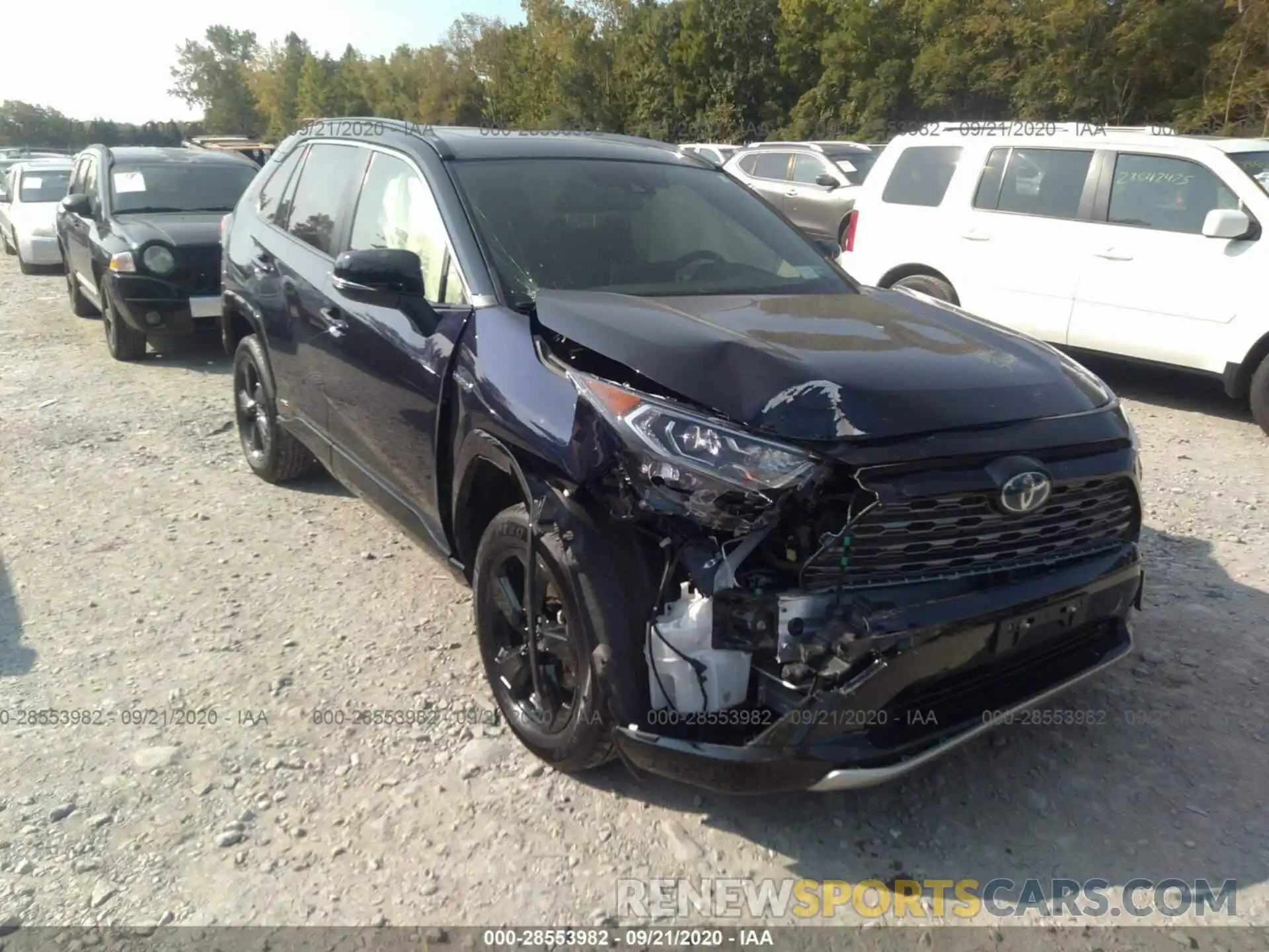 1 Photograph of a damaged car JTMEWRFV3LJ037487 TOYOTA RAV4 2020