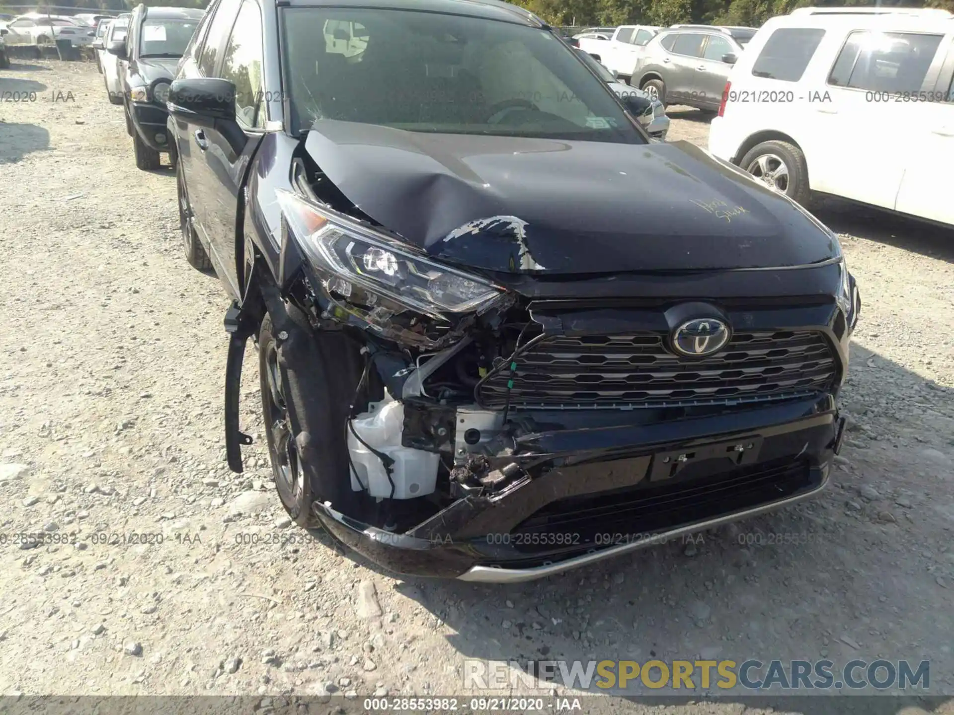 6 Photograph of a damaged car JTMEWRFV3LJ037487 TOYOTA RAV4 2020