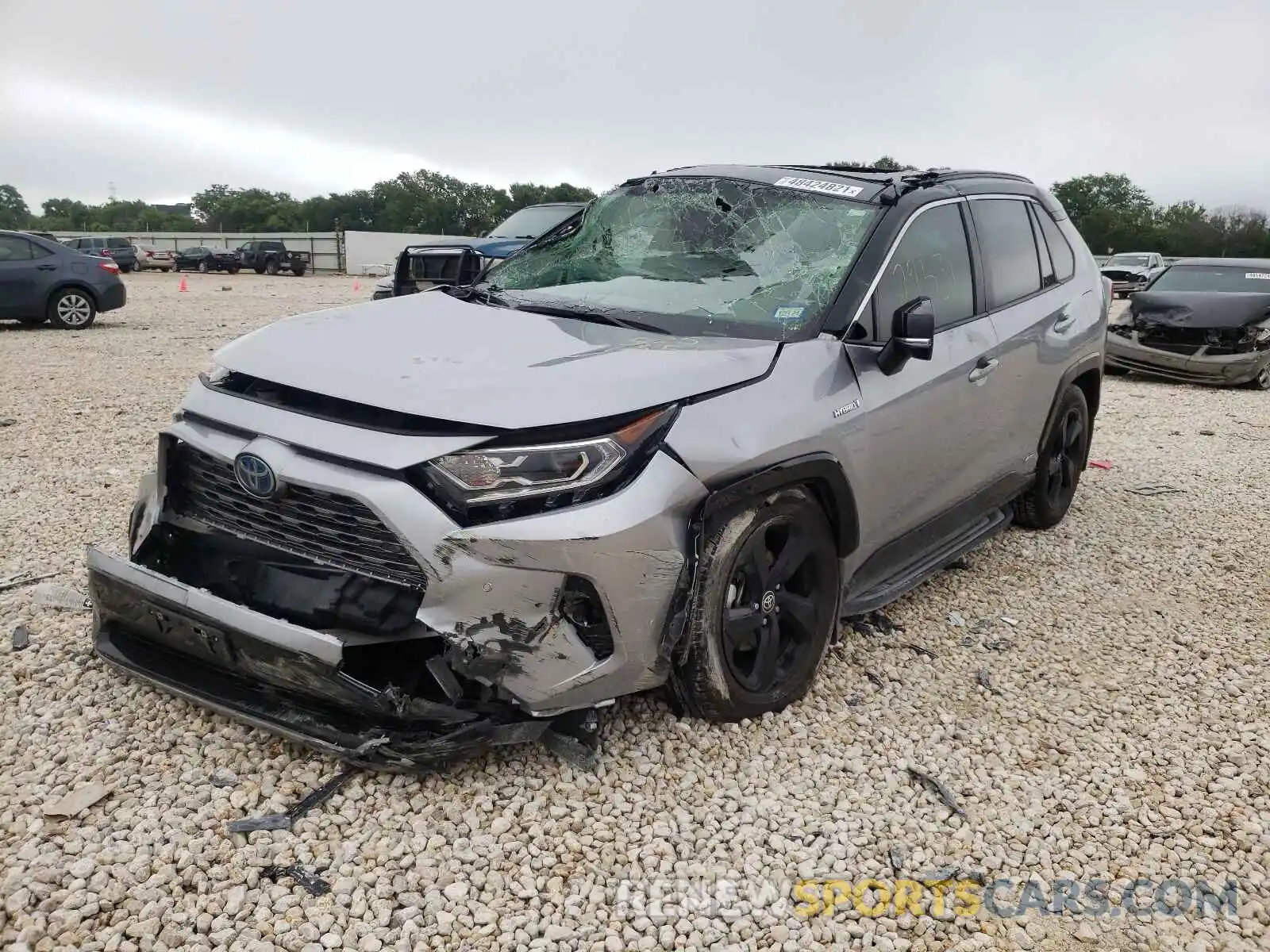 2 Photograph of a damaged car JTMEWRFV4LD525135 TOYOTA RAV4 2020