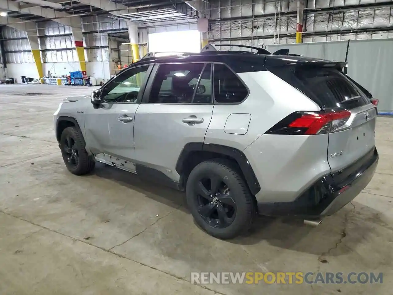 2 Photograph of a damaged car JTMEWRFV4LJ033481 TOYOTA RAV4 2020