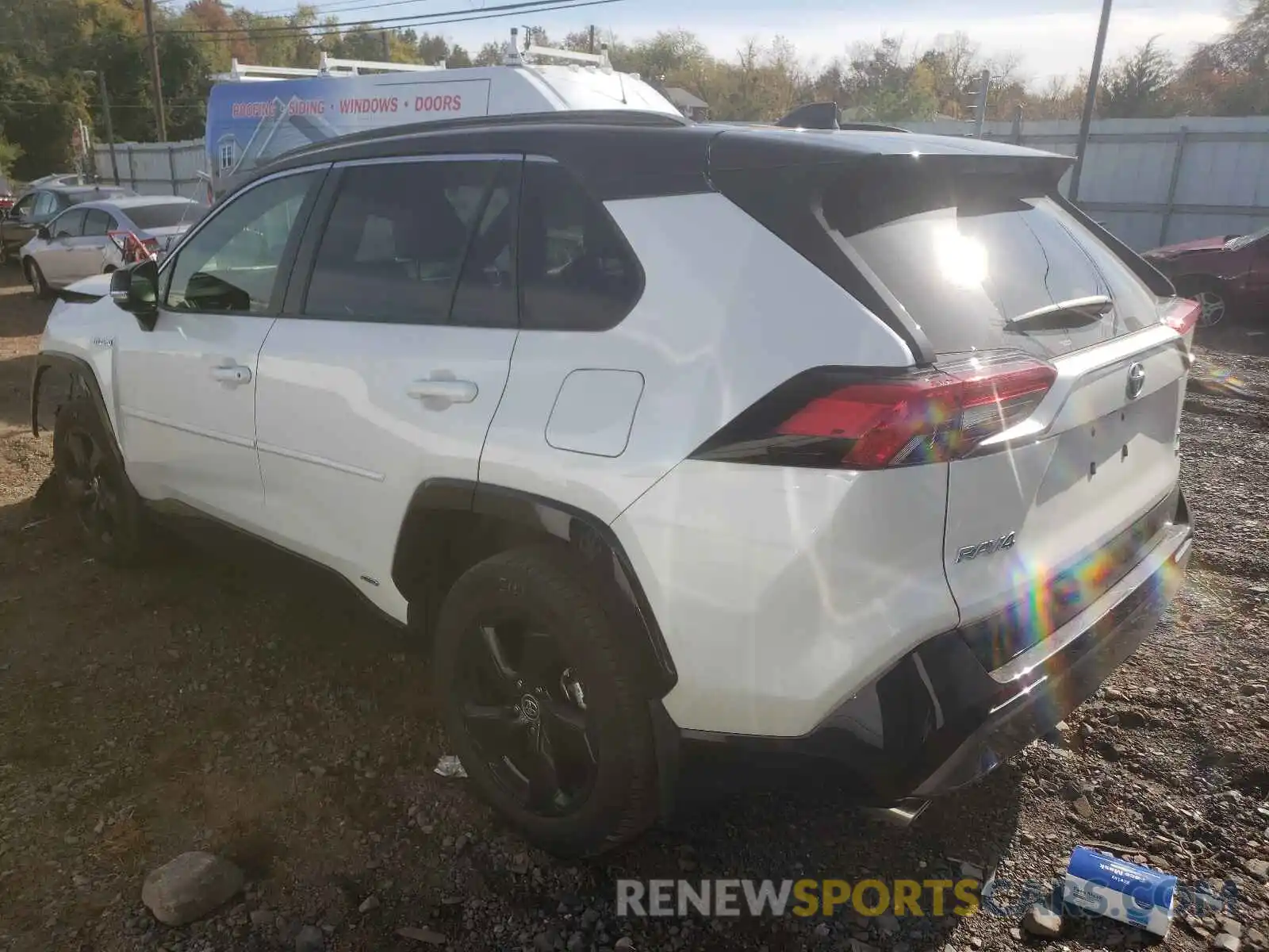 3 Photograph of a damaged car JTMEWRFV4LJ037031 TOYOTA RAV4 2020