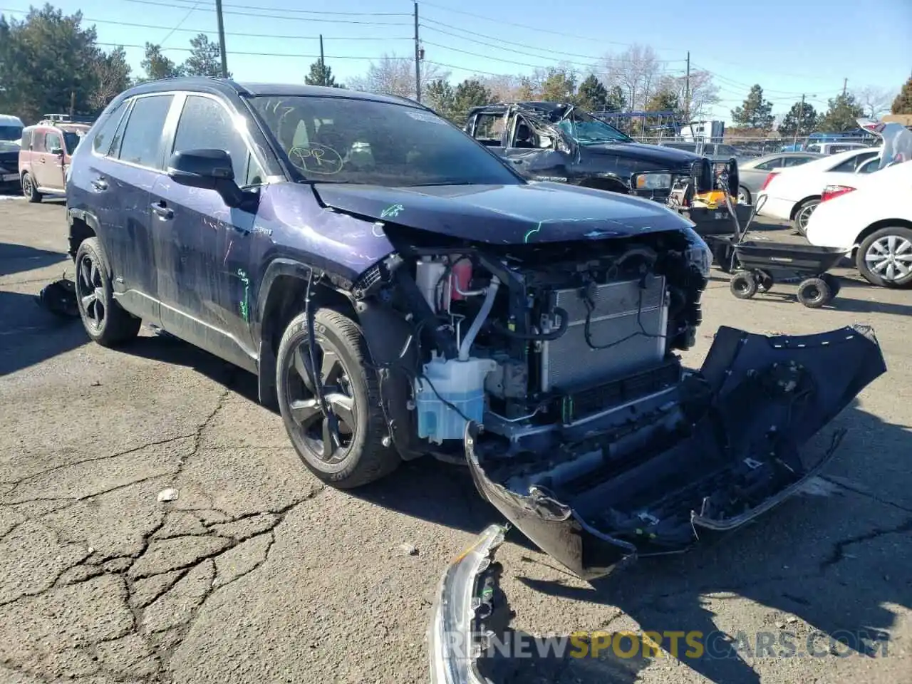 1 Photograph of a damaged car JTMEWRFV4LJ038678 TOYOTA RAV4 2020