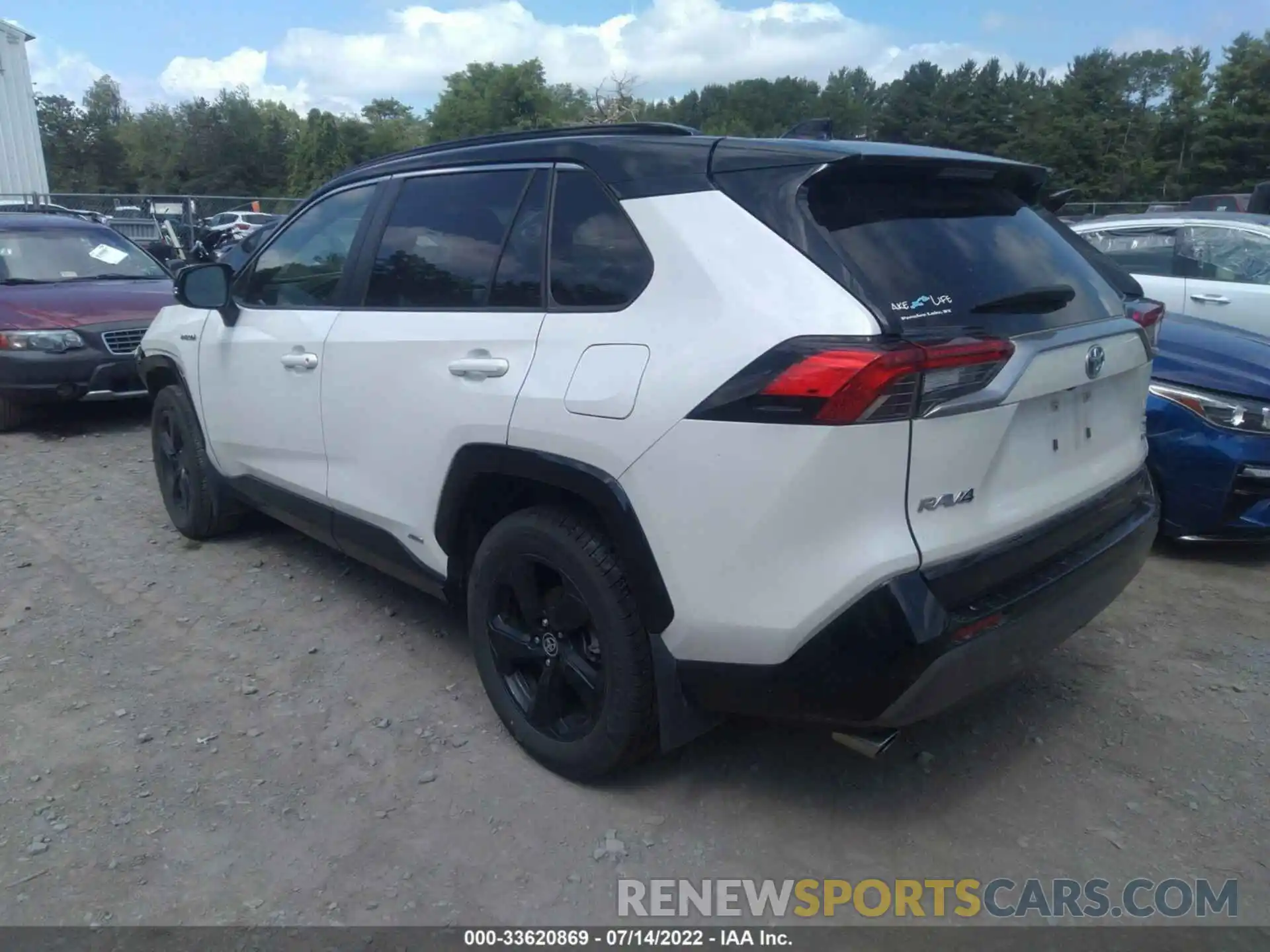 3 Photograph of a damaged car JTMEWRFV4LJ044707 TOYOTA RAV4 2020