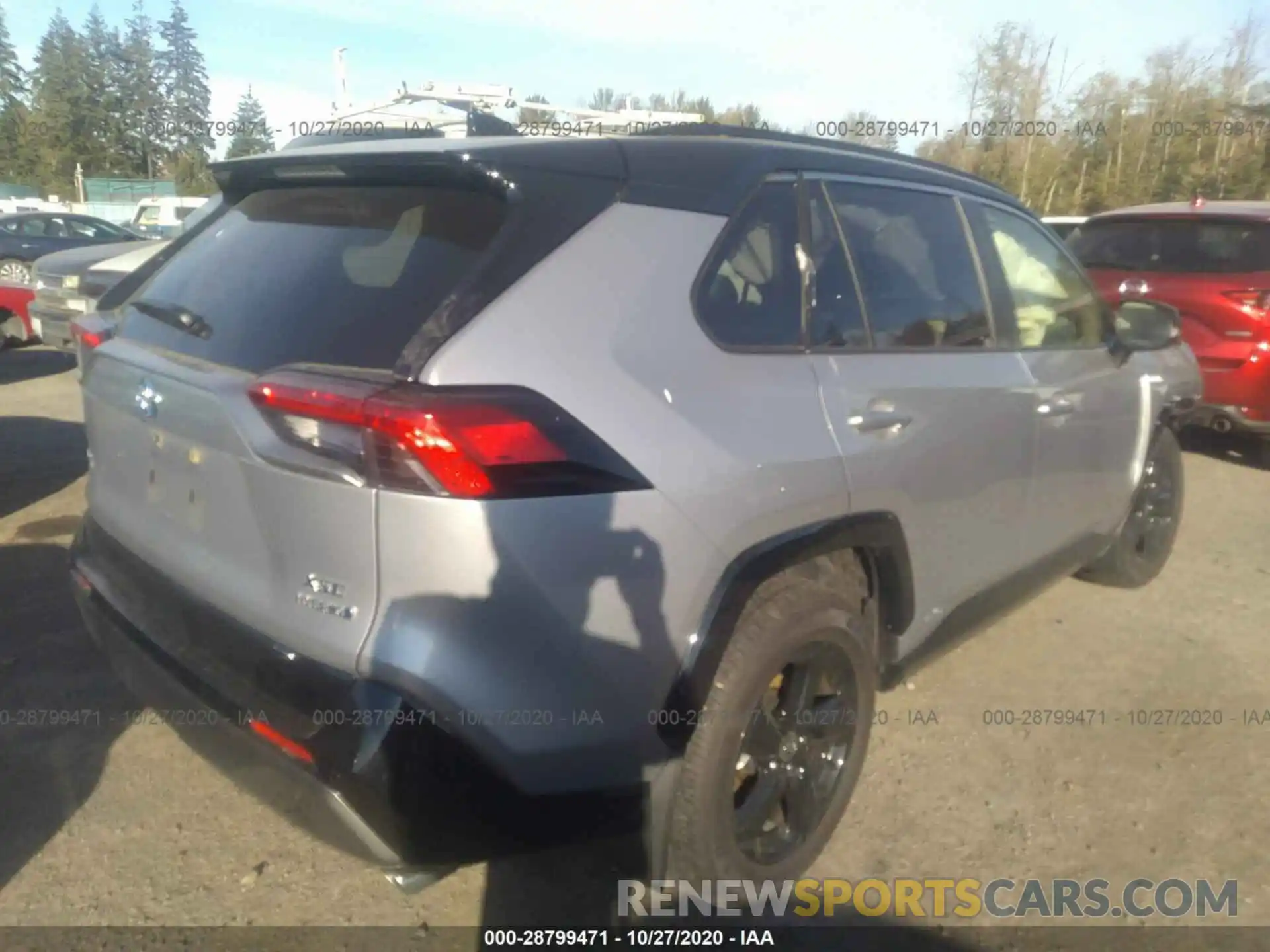 4 Photograph of a damaged car JTMEWRFV4LJ048417 TOYOTA RAV4 2020