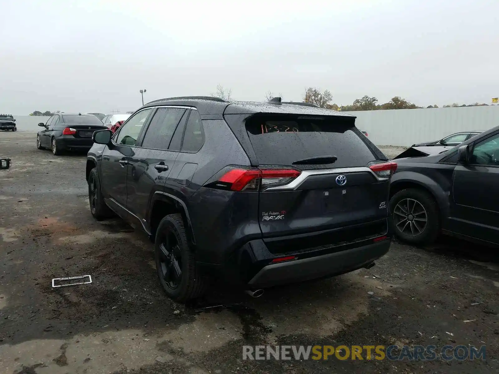 3 Фотография поврежденного автомобиля JTMEWRFV5LD532093 TOYOTA RAV4 2020