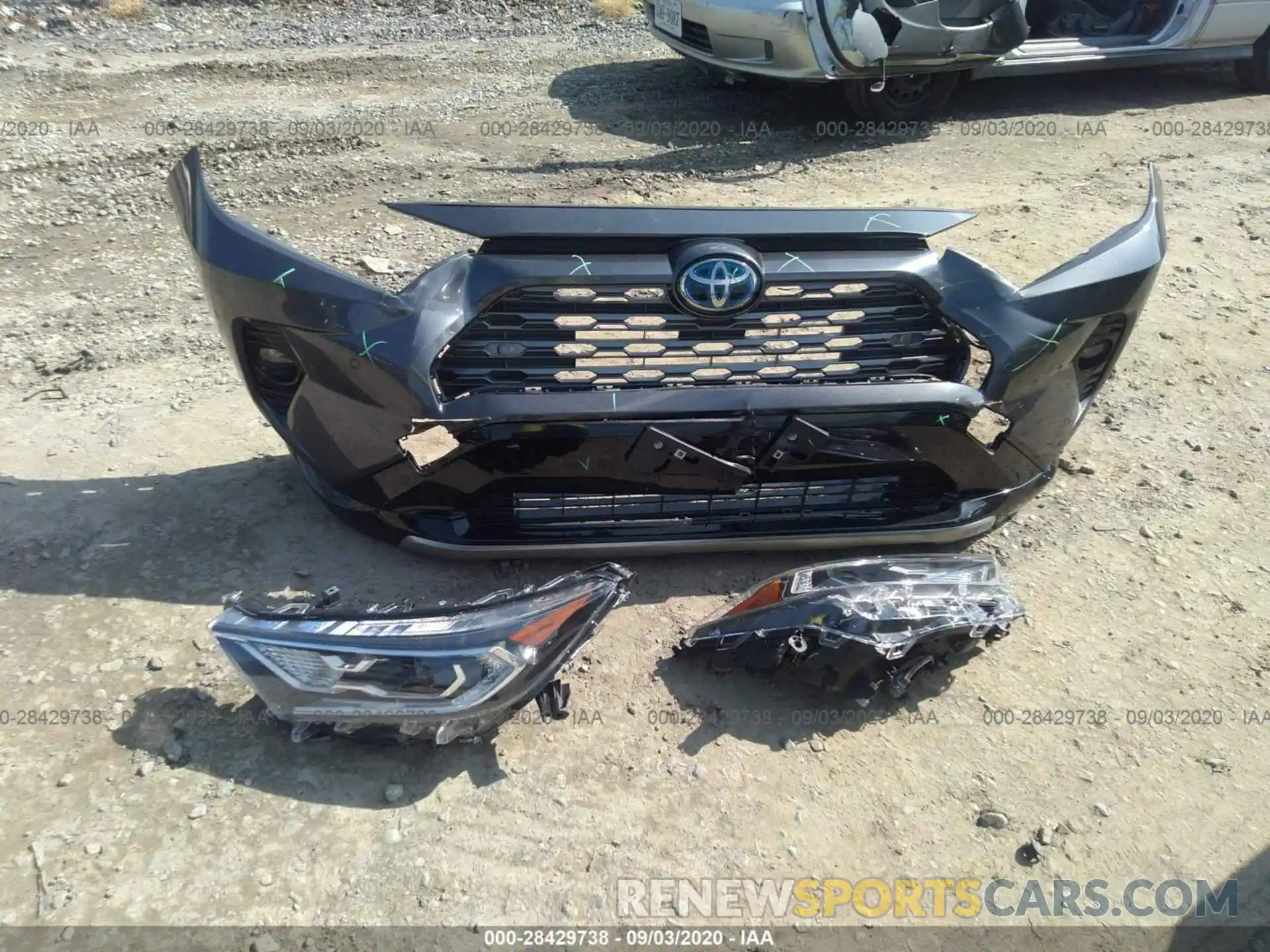 12 Photograph of a damaged car JTMEWRFV5LD535740 TOYOTA RAV4 2020