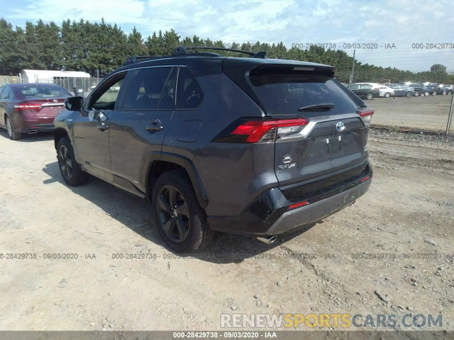 3 Фотография поврежденного автомобиля JTMEWRFV5LD535740 TOYOTA RAV4 2020