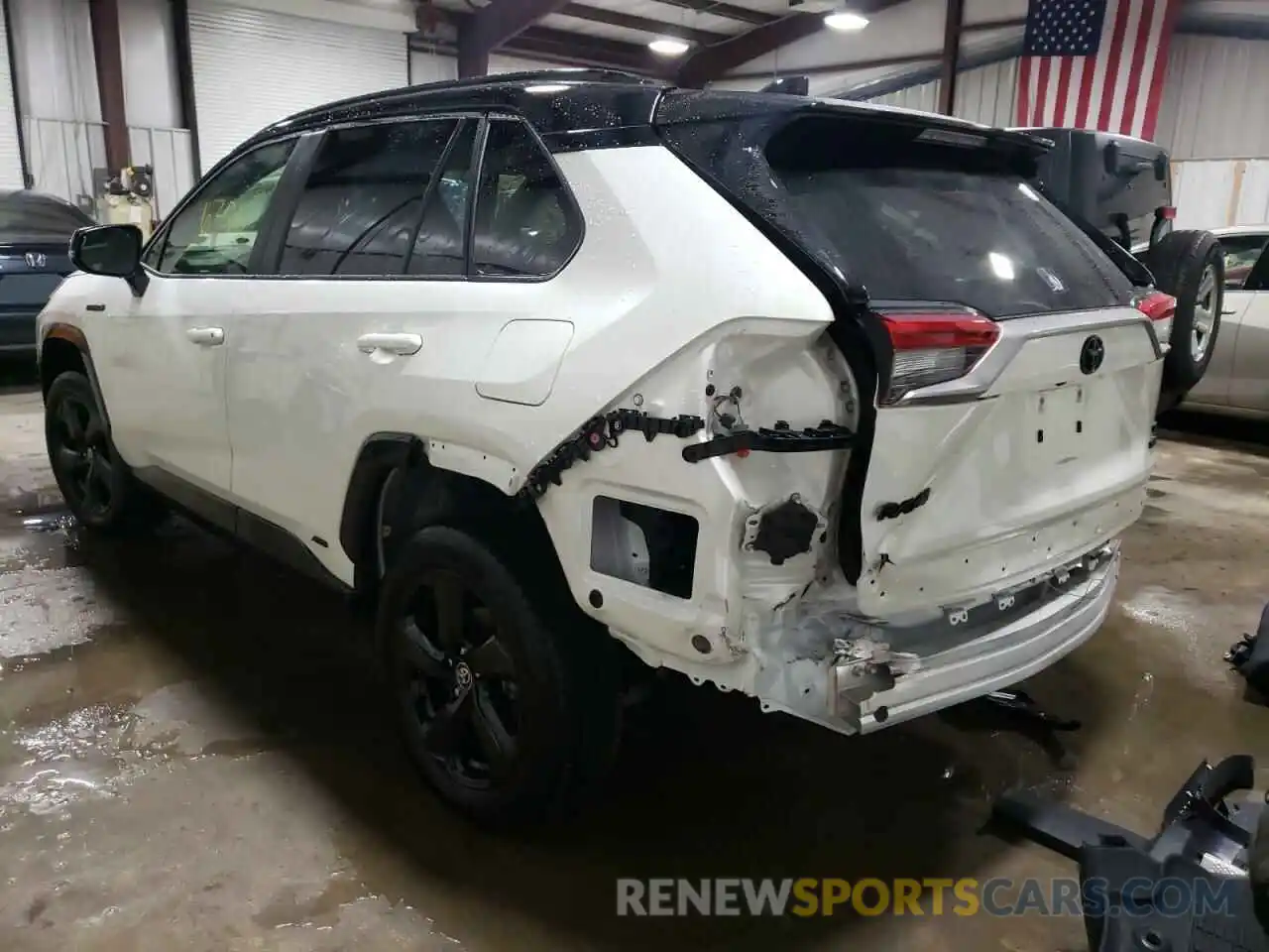 3 Photograph of a damaged car JTMEWRFV5LD545037 TOYOTA RAV4 2020