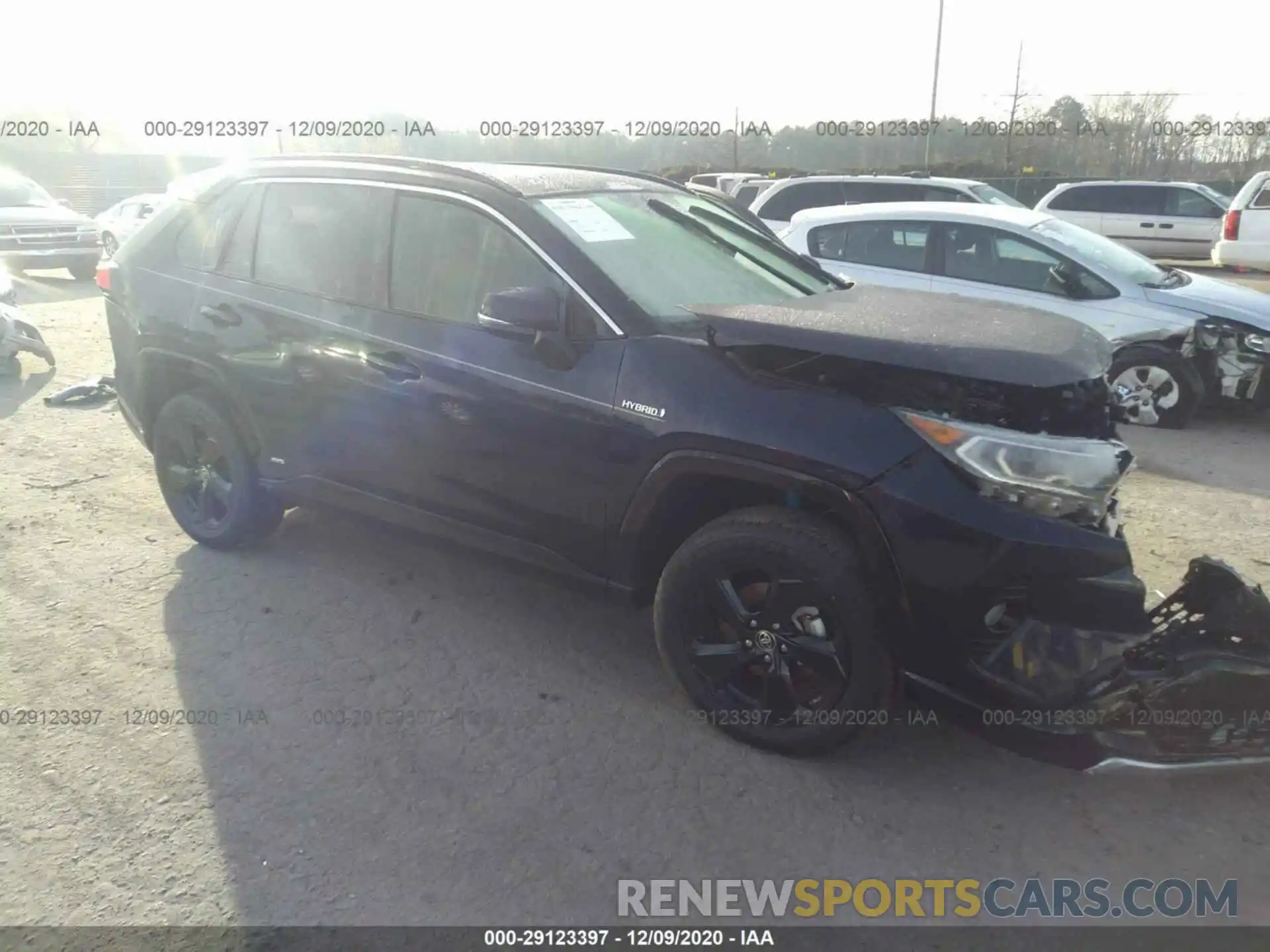 1 Photograph of a damaged car JTMEWRFV5LJ047826 TOYOTA RAV4 2020