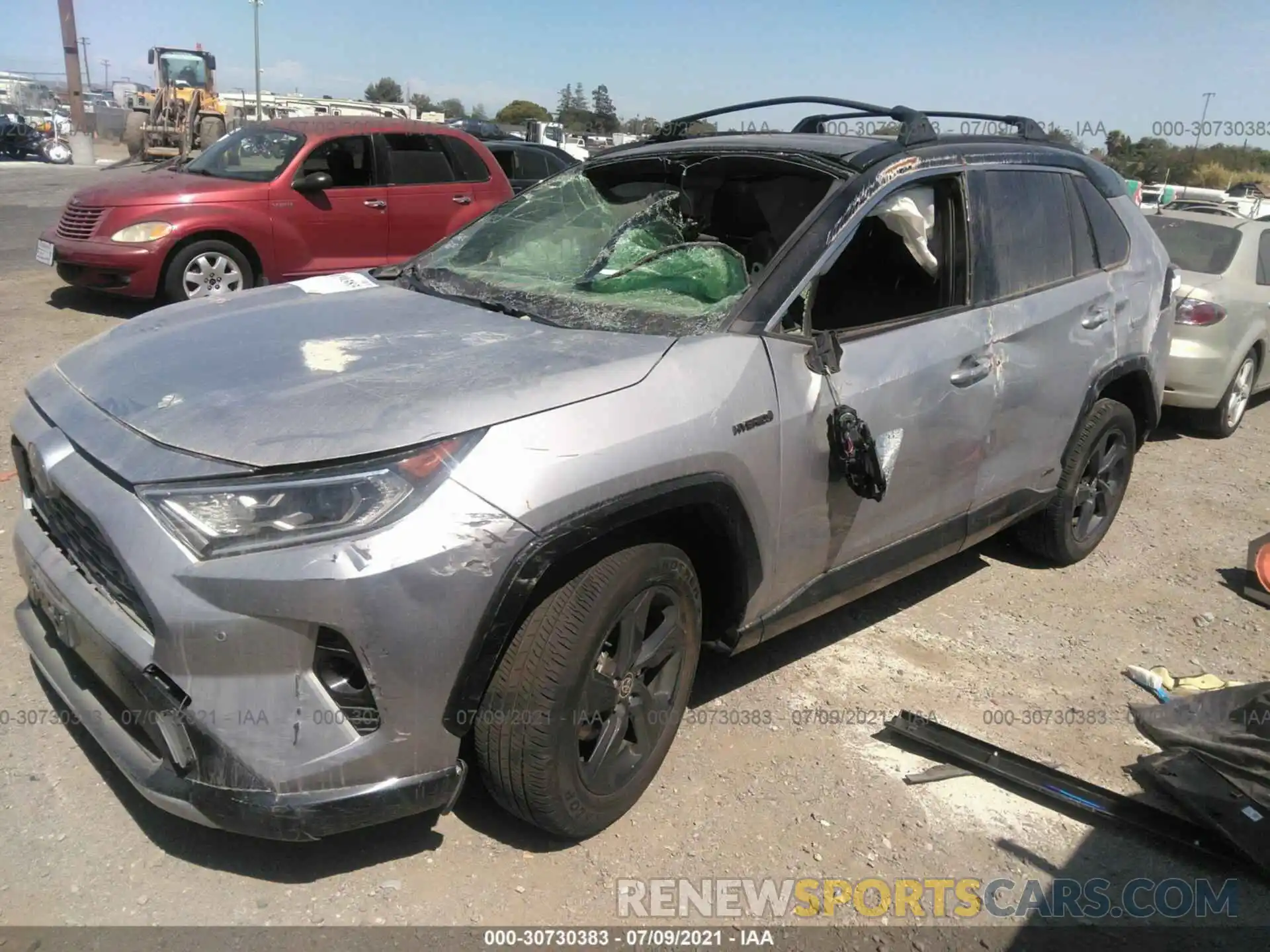 2 Photograph of a damaged car JTMEWRFV6LJ038861 TOYOTA RAV4 2020