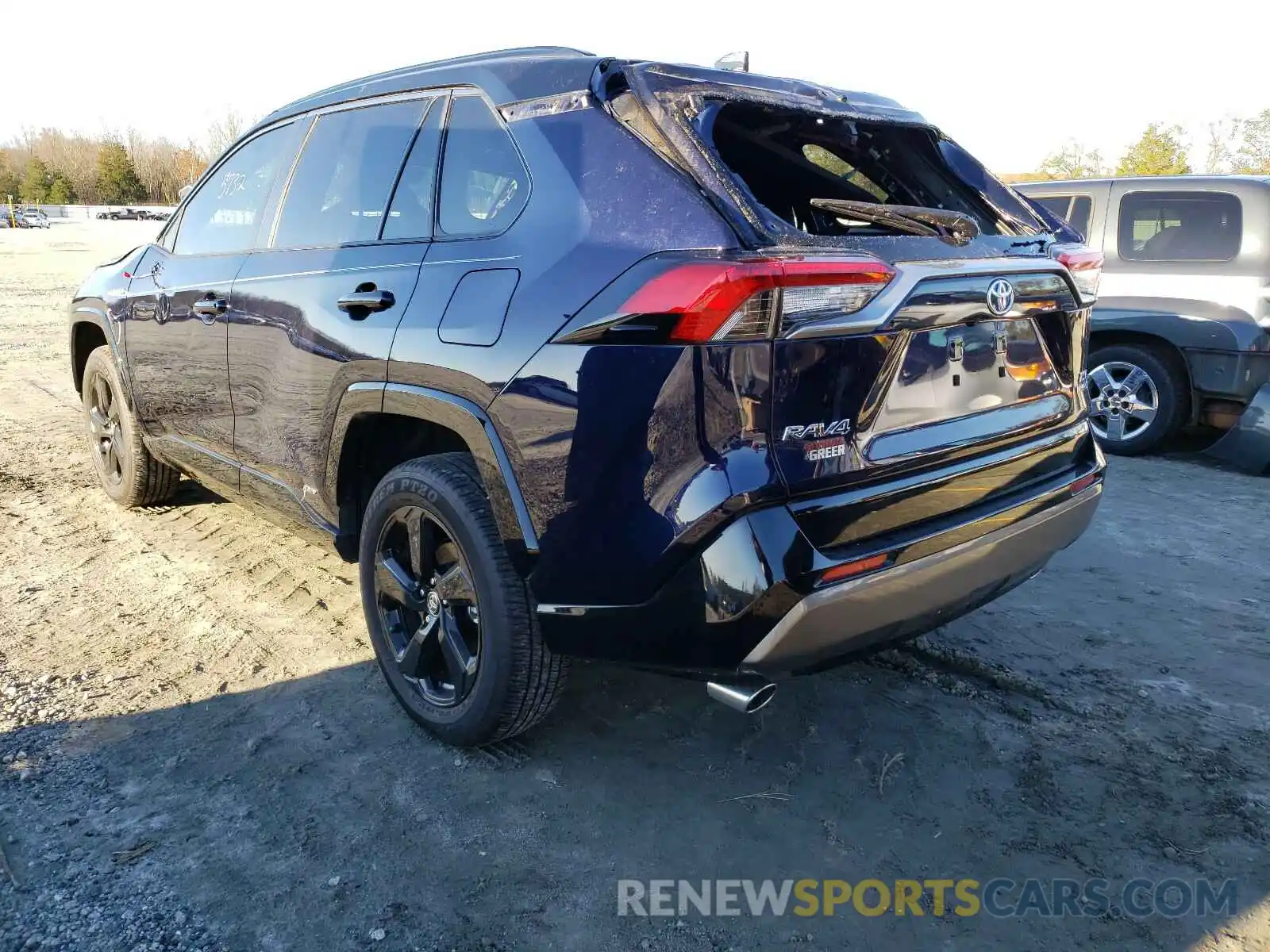 3 Photograph of a damaged car JTMEWRFV6LJ039072 TOYOTA RAV4 2020