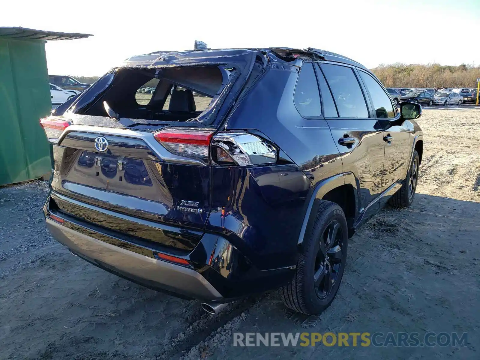 4 Photograph of a damaged car JTMEWRFV6LJ039072 TOYOTA RAV4 2020